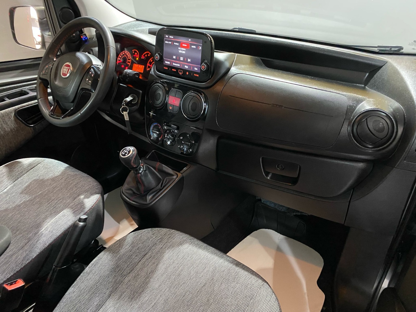 2021 Benzin Manuel Fiat Fiorino Gri Gürel Tasarım Aksesuar Otomotiv San. Tic. Ltd. Şti.