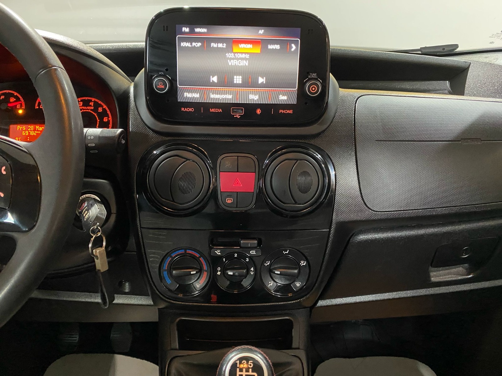 2021 Benzin Manuel Fiat Fiorino Gri Gürel Tasarım Aksesuar Otomotiv San. Tic. Ltd. Şti.