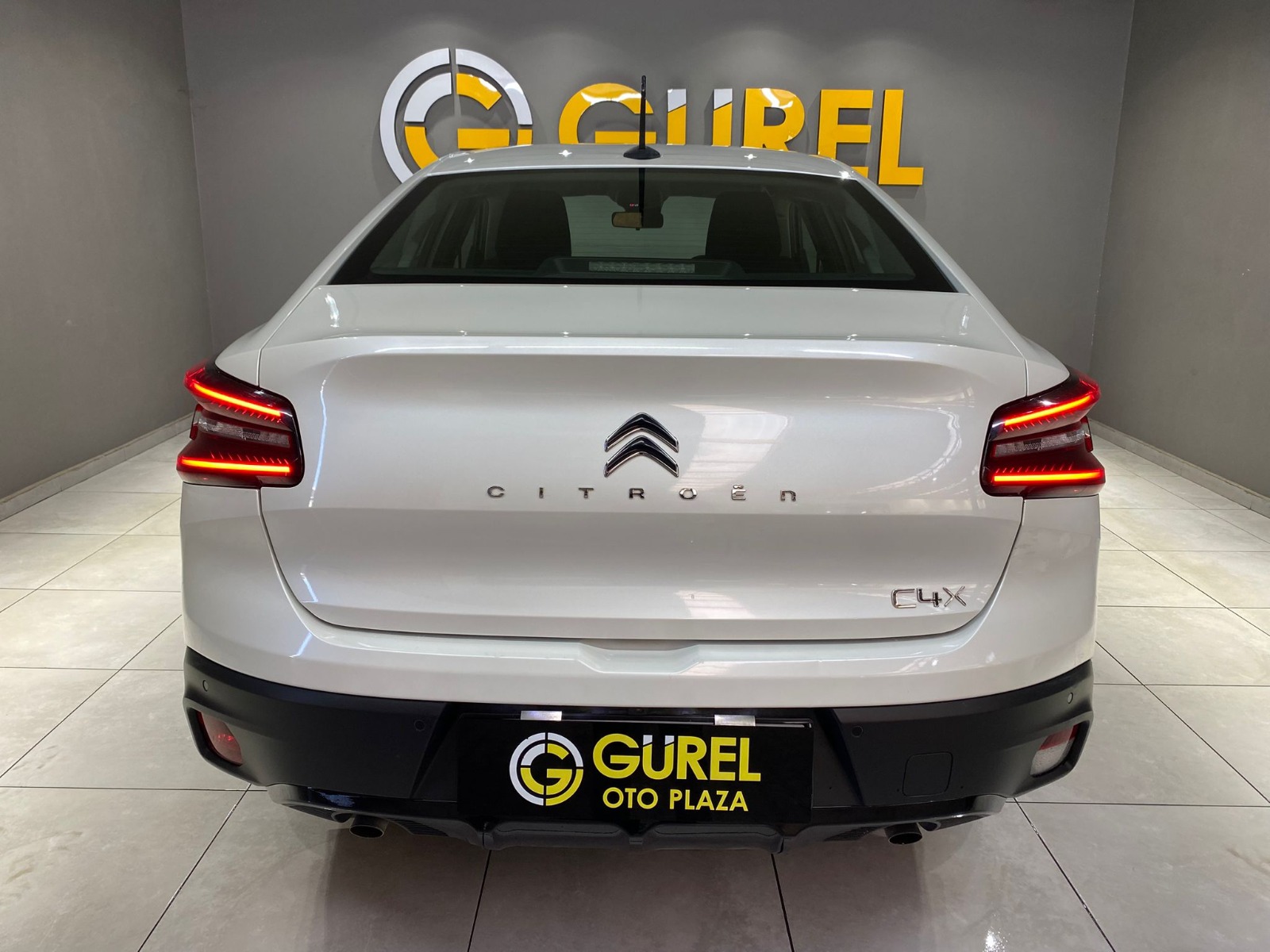 2023 Benzin Otomatik Citroen C4 X Beyaz Gürel Tasarım Aksesuar Otomotiv San. Tic. Ltd. Şti.