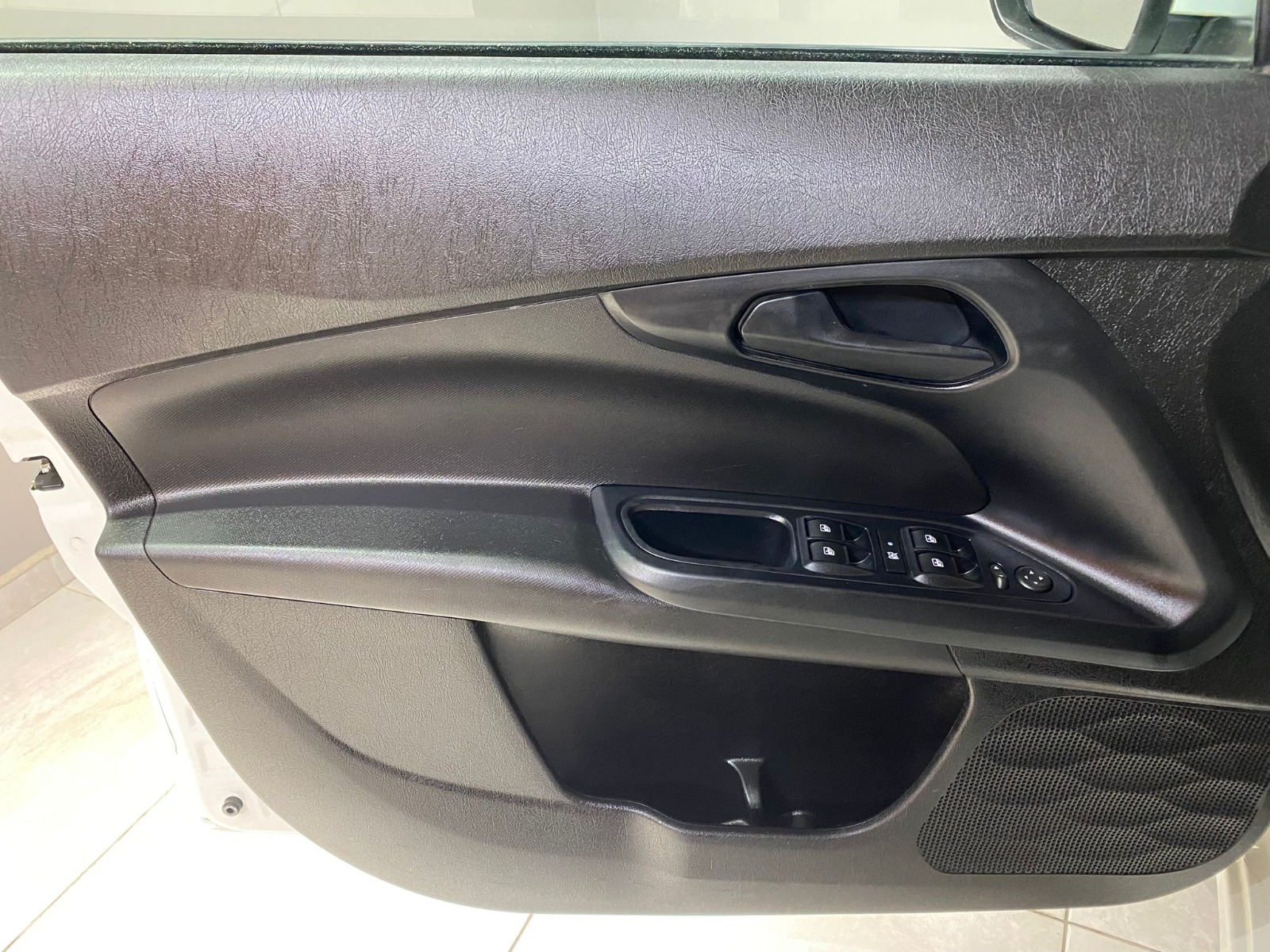 2022 Dizel Manuel Fiat Egea Beyaz Gürel Tasarım Aksesuar Otomotiv San. Tic. Ltd. Şti.