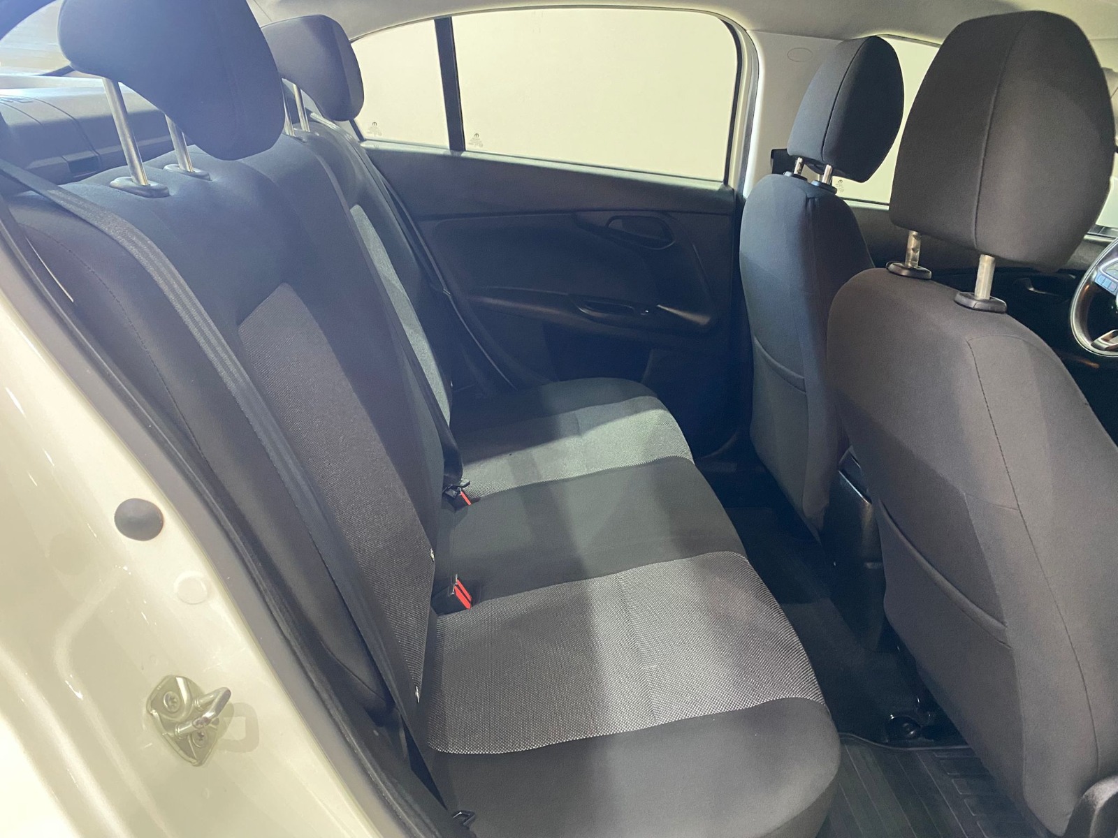 2022 Dizel Manuel Fiat Egea Beyaz Gürel Tasarım Aksesuar Otomotiv San. Tic. Ltd. Şti.