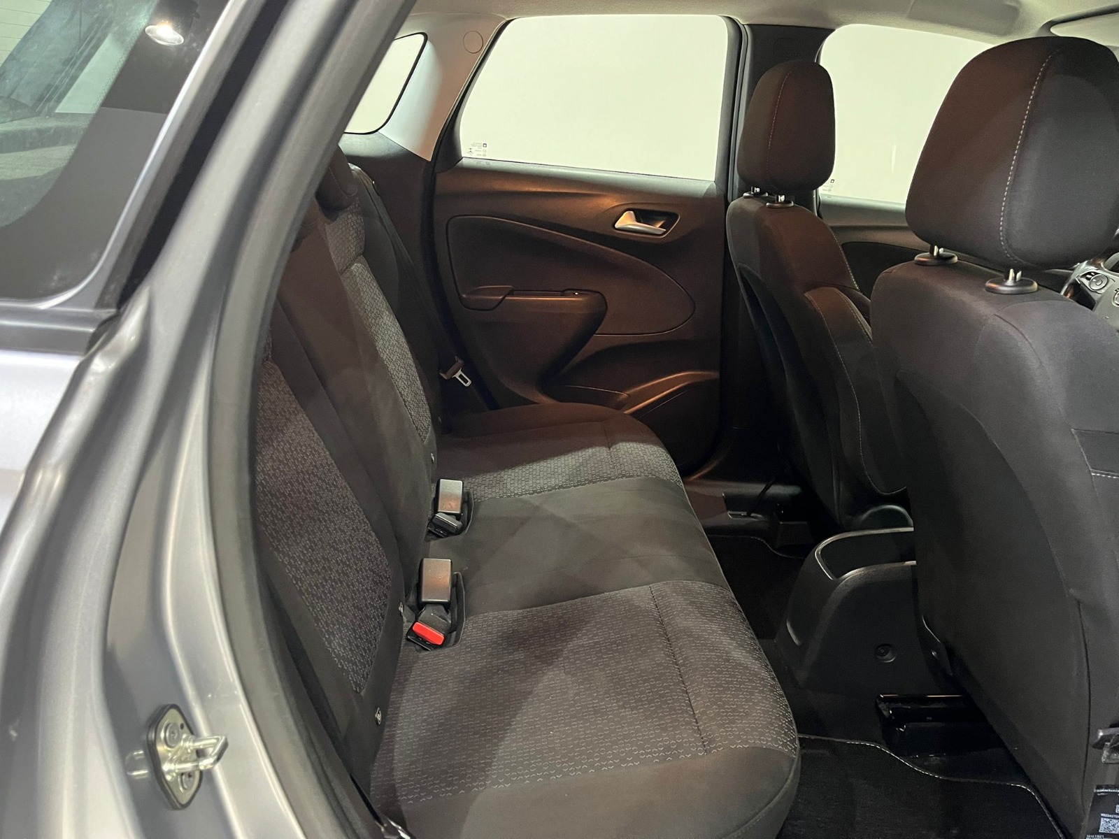 2022 Benzin Manuel Opel Crossland Gri Gürel Tasarım Aksesuar Otomotiv San. Tic. Ltd. Şti.