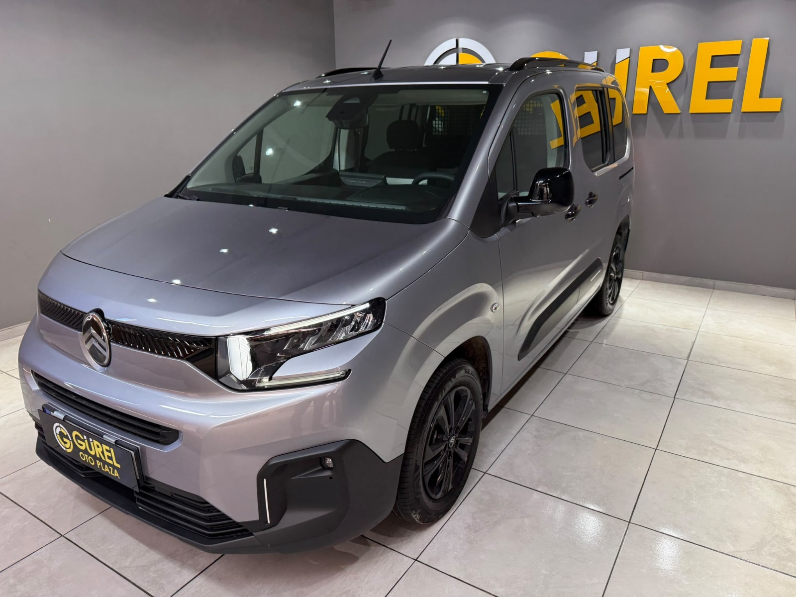 2025 Dizel Otomatik Citroen Berlingo Gri Gürel Tasarım Aksesuar Otomotiv San. Tic. Ltd. Şti.