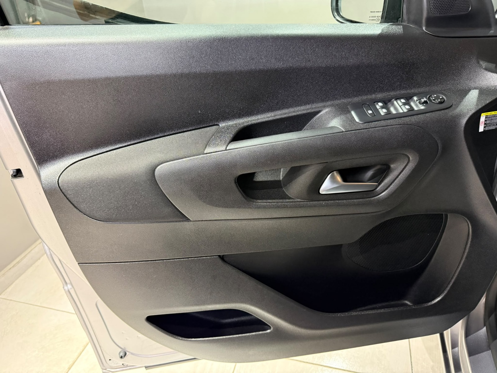 2025 Dizel Otomatik Citroen Berlingo Gri Gürel Tasarım Aksesuar Otomotiv San. Tic. Ltd. Şti.