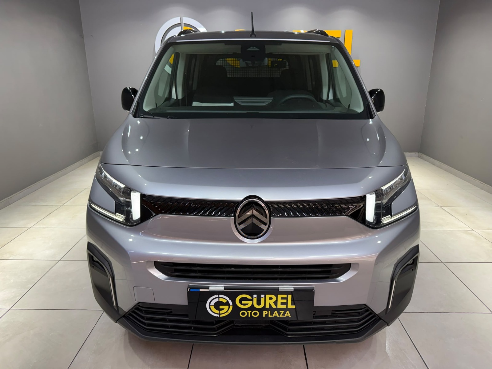 2025 Dizel Otomatik Citroen Berlingo Gri Gürel Tasarım Aksesuar Otomotiv San. Tic. Ltd. Şti.