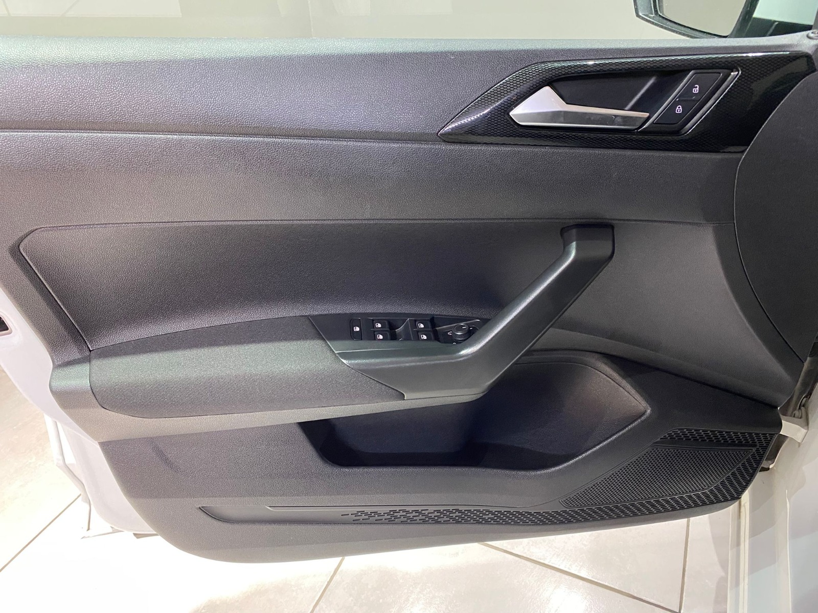 2023 Benzin Otomatik Volkswagen Polo Beyaz Gürel Tasarım Aksesuar Otomotiv San. Tic. Ltd. Şti.