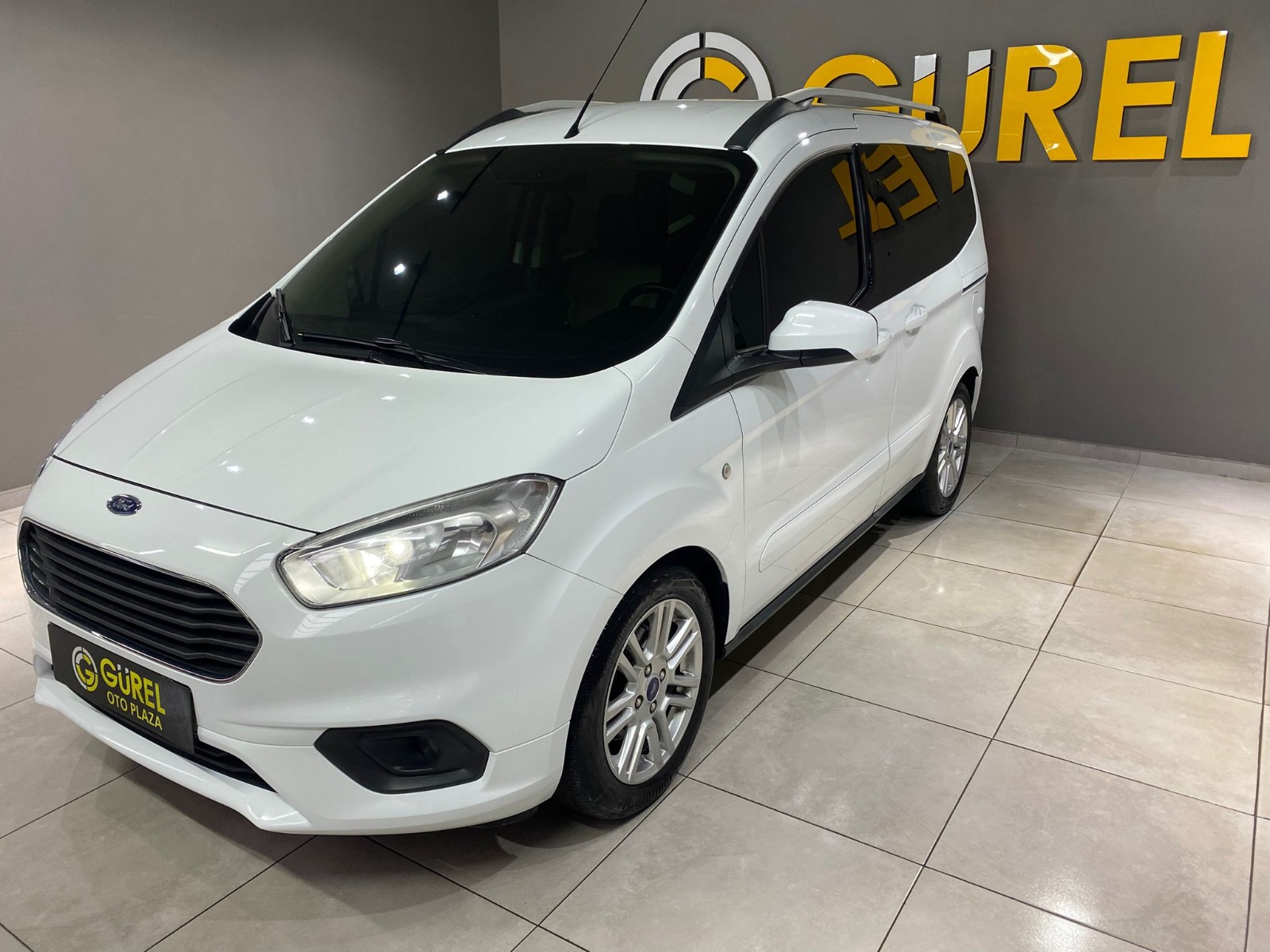 2023 Benzin Manuel Ford Tourneo Courier Beyaz Gürel Tasarım Aksesuar Otomotiv San. Tic. Ltd. Şti.