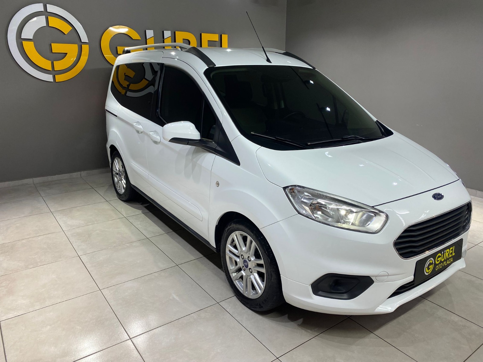 2023 Benzin Manuel Ford Tourneo Courier Beyaz Gürel Tasarım Aksesuar Otomotiv San. Tic. Ltd. Şti.