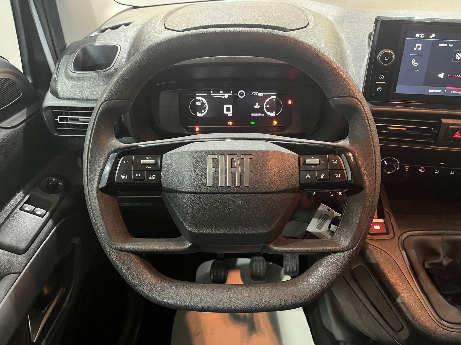 2025 Dizel Manuel Fiat Doblo Beyaz Gürel Tasarım Aksesuar Otomotiv San. Tic. Ltd. Şti.