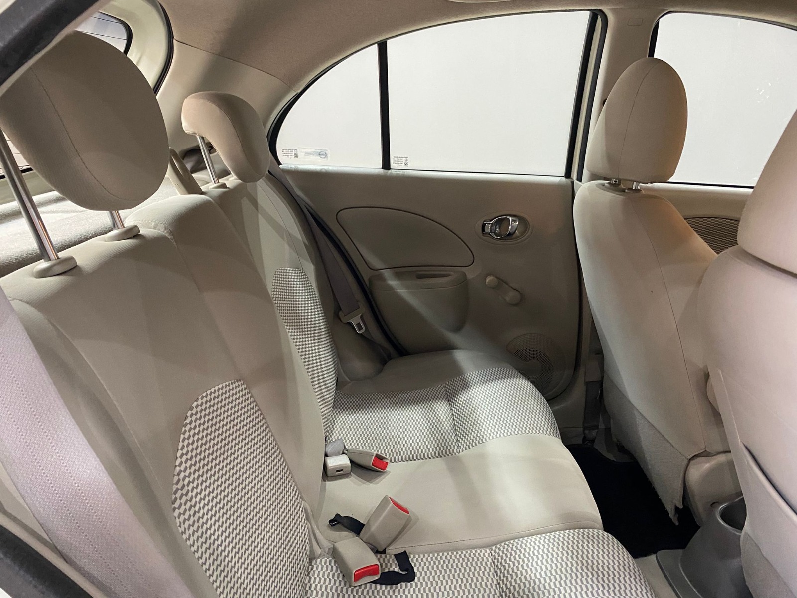 2017 Benzin Otomatik Nissan Micra Beyaz Gürel Tasarım Aksesuar Otomotiv San. Tic. Ltd. Şti.