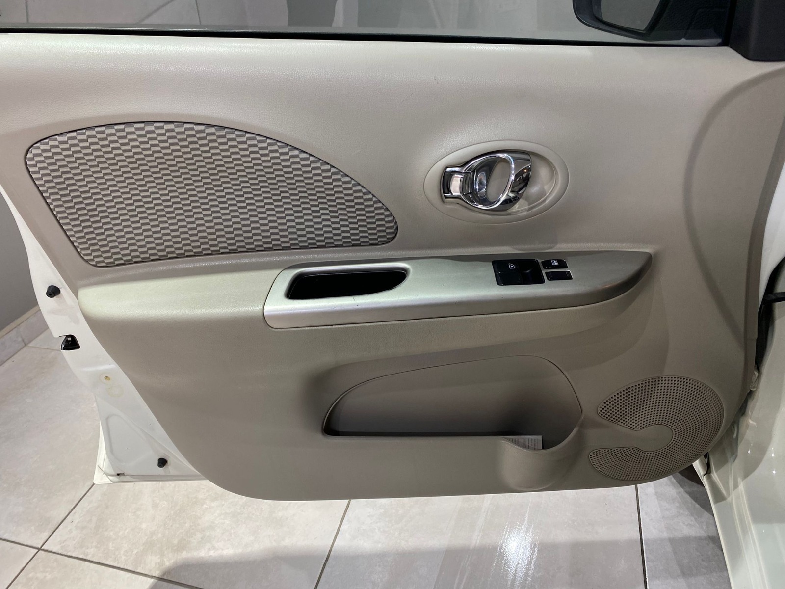 2017 Benzin Otomatik Nissan Micra Beyaz Gürel Tasarım Aksesuar Otomotiv San. Tic. Ltd. Şti.