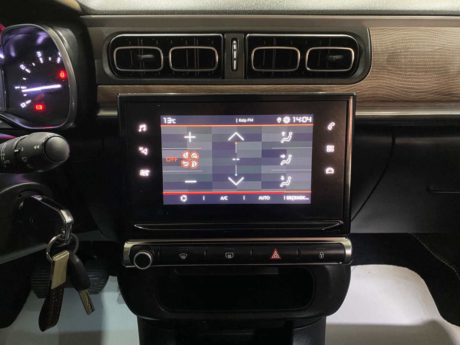 2023 Benzin + LPG Manuel Citroen C3 Gri Gürel Tasarım Aksesuar Otomotiv San. Tic. Ltd. Şti.