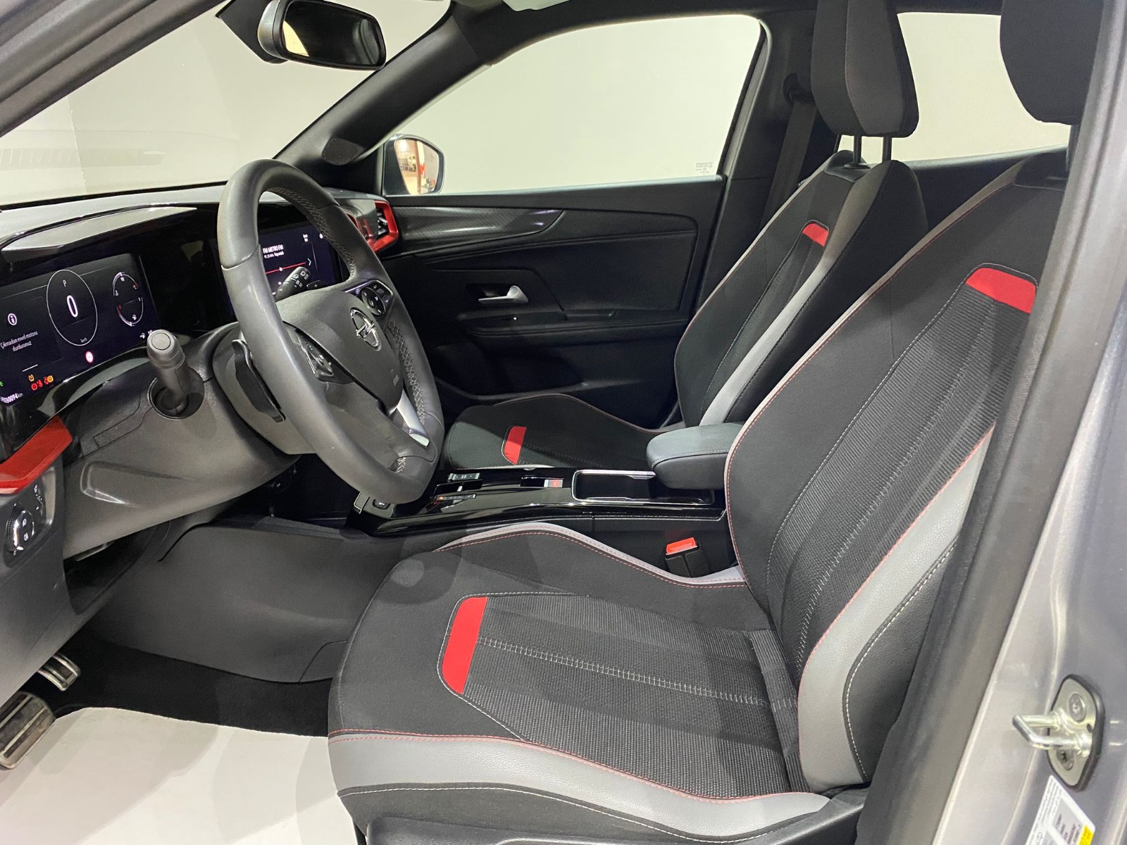 2024 Benzin Otomatik Opel Mokka Gri Gürel Tasarım Aksesuar Otomotiv San. Tic. Ltd. Şti.