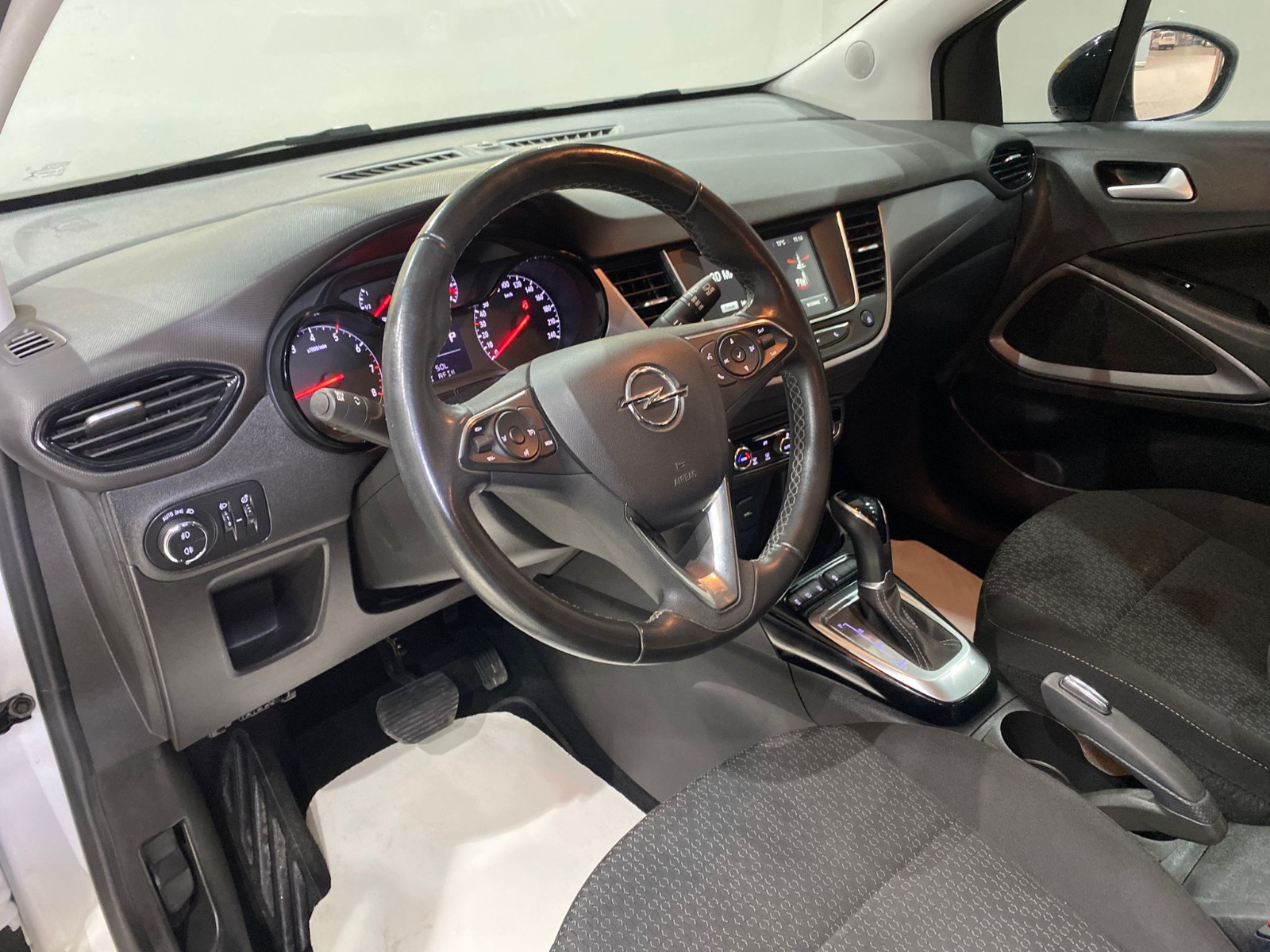 2023 Benzin Otomatik Opel Crossland Beyaz Gürel Tasarım Aksesuar Otomotiv San. Tic. Ltd. Şti.