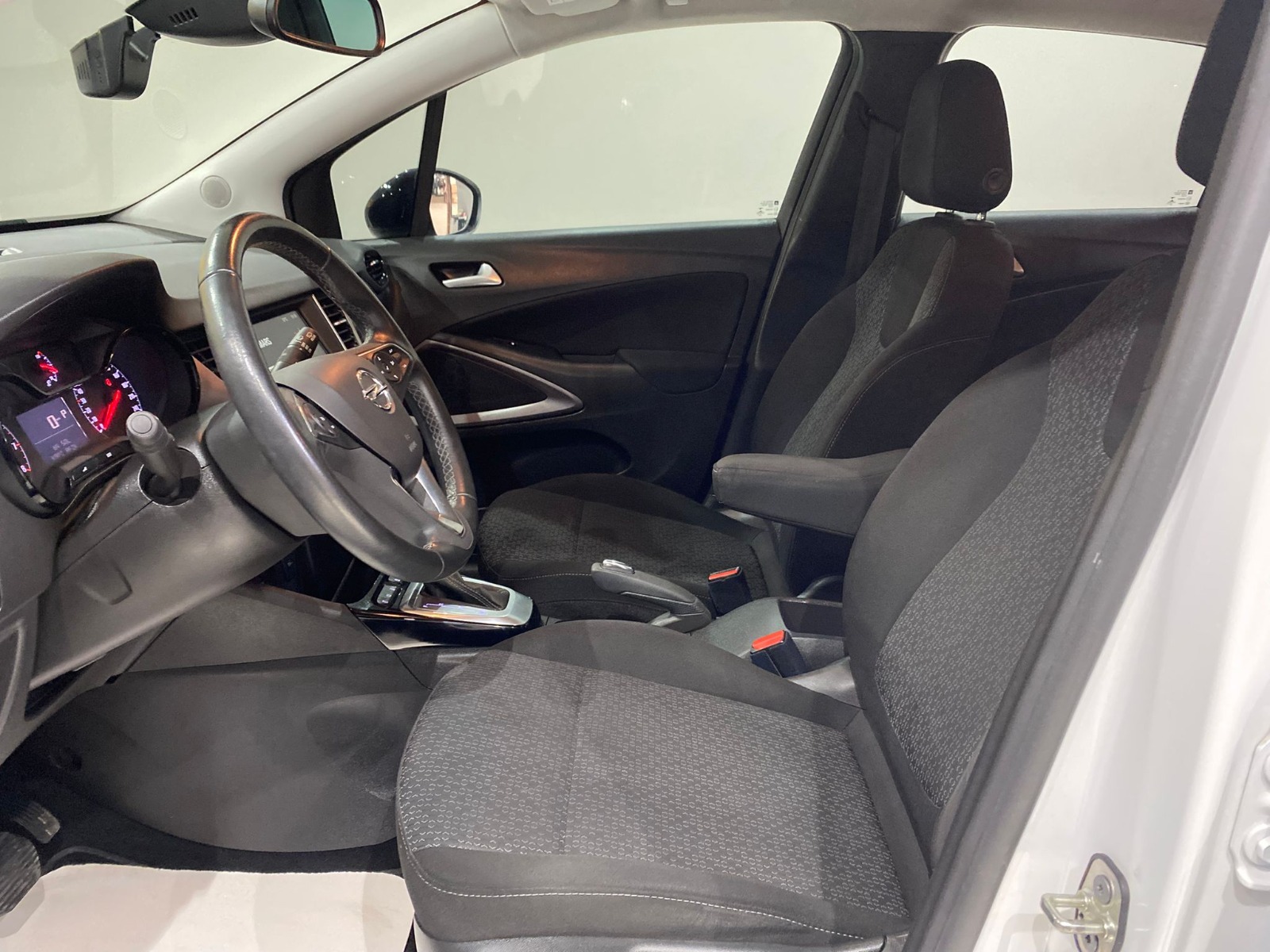 2023 Benzin Otomatik Opel Crossland Beyaz Gürel Tasarım Aksesuar Otomotiv San. Tic. Ltd. Şti.