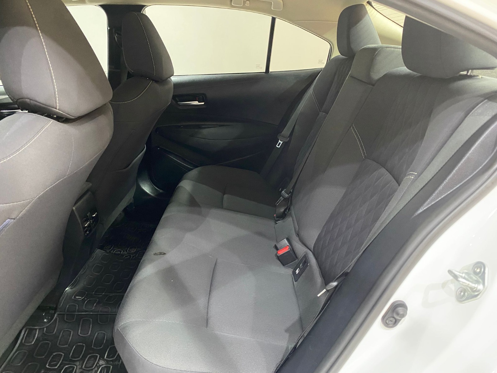 2021 Hybrid Otomatik Toyota Corolla Beyaz Gürel Tasarım Aksesuar Otomotiv San. Tic. Ltd. Şti.