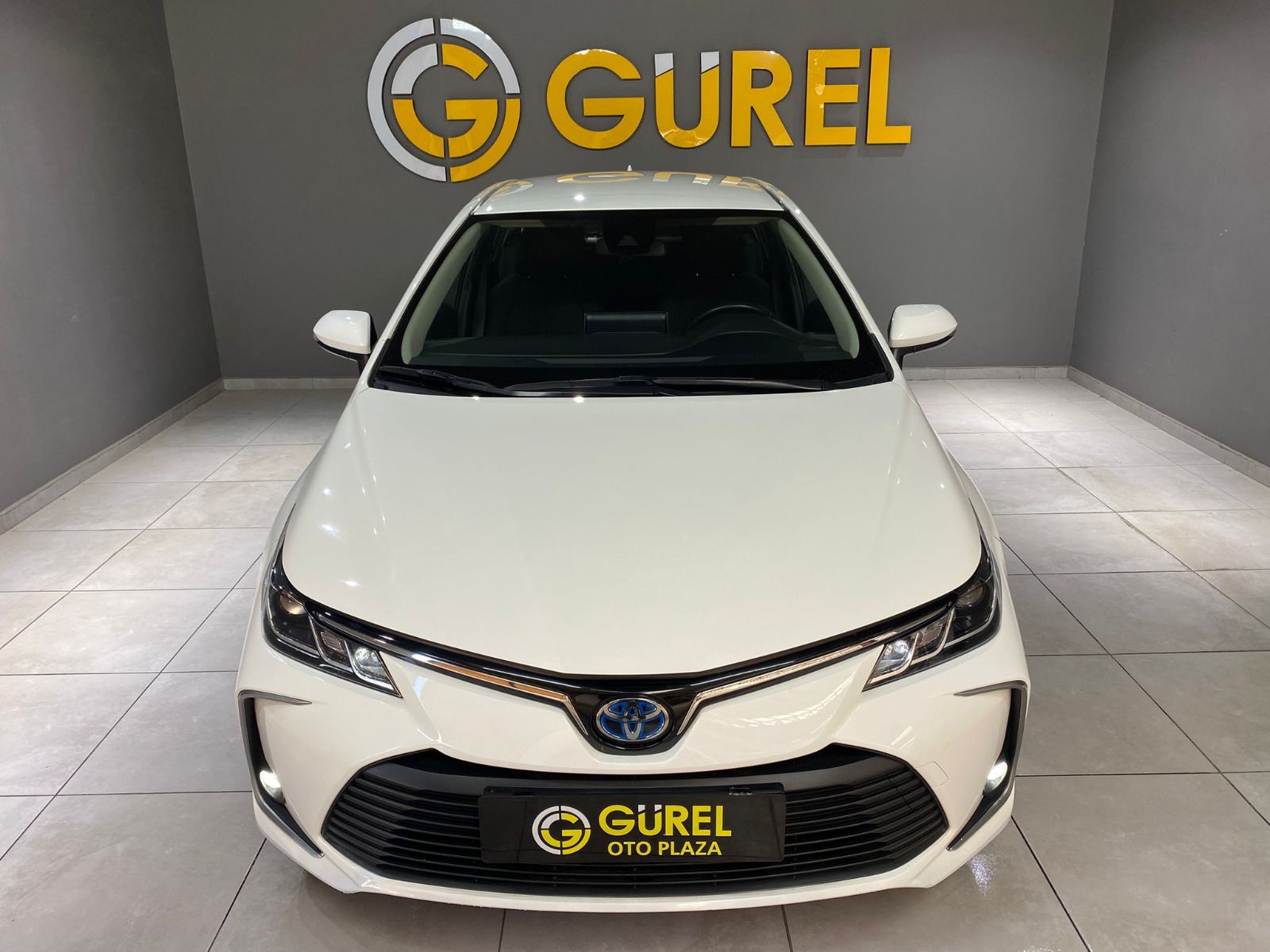 2021 Hybrid Otomatik Toyota Corolla Beyaz Gürel Tasarım Aksesuar Otomotiv San. Tic. Ltd. Şti.