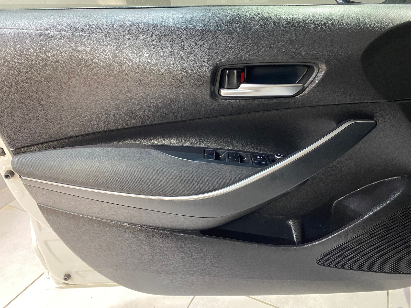 2021 Hybrid Otomatik Toyota Corolla Beyaz Gürel Tasarım Aksesuar Otomotiv San. Tic. Ltd. Şti.