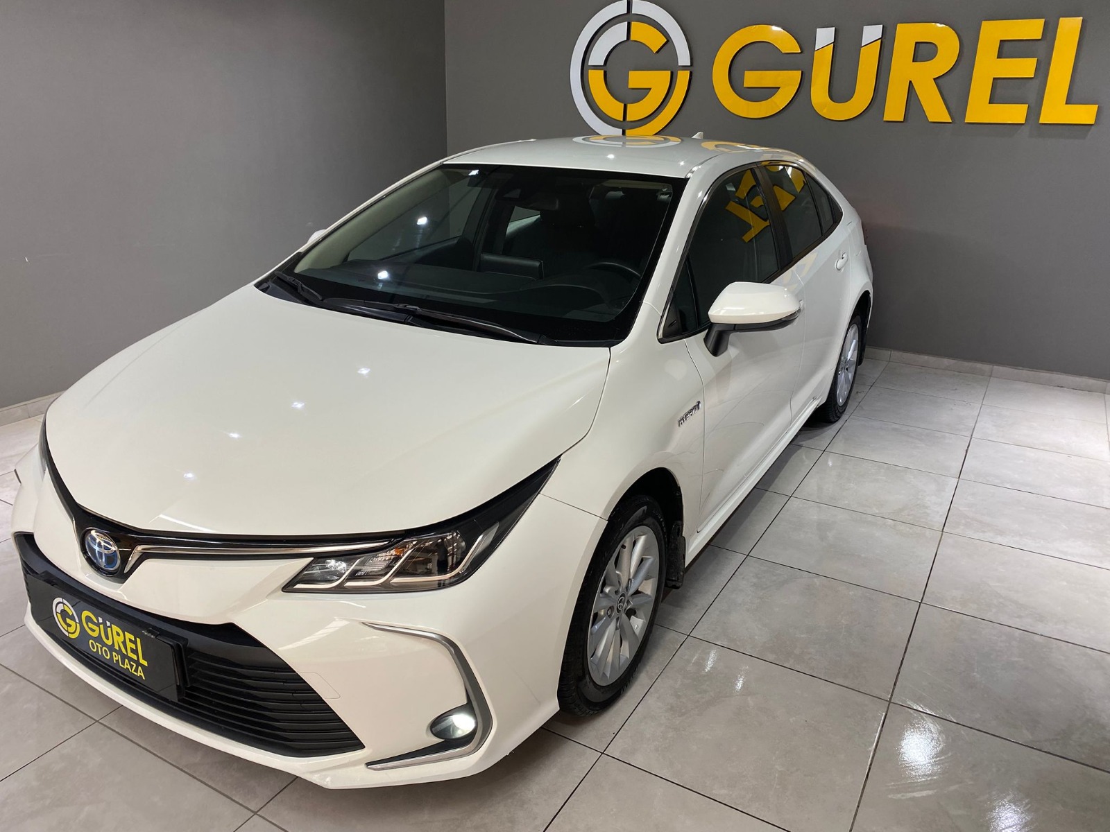 2021 Hybrid Otomatik Toyota Corolla Beyaz Gürel Tasarım Aksesuar Otomotiv San. Tic. Ltd. Şti.