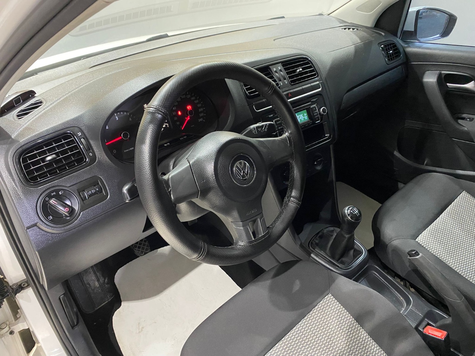 2013 Dizel Manuel Volkswagen Polo Beyaz Gürel Tasarım Aksesuar Otomotiv San. Tic. Ltd. Şti.
