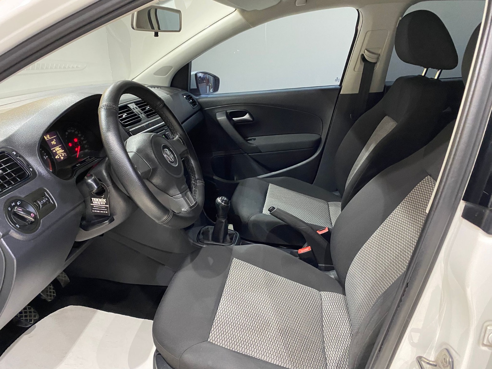 2013 Dizel Manuel Volkswagen Polo Beyaz Gürel Tasarım Aksesuar Otomotiv San. Tic. Ltd. Şti.