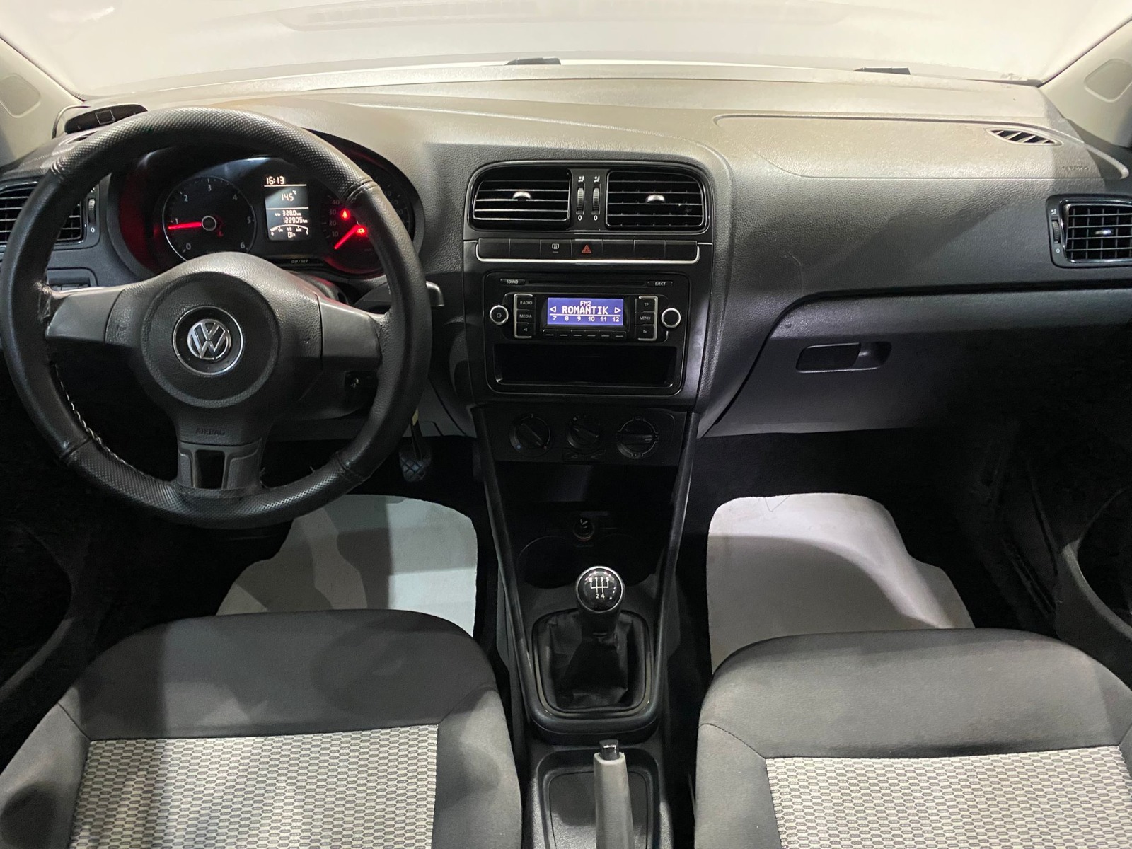 2013 Dizel Manuel Volkswagen Polo Beyaz Gürel Tasarım Aksesuar Otomotiv San. Tic. Ltd. Şti.