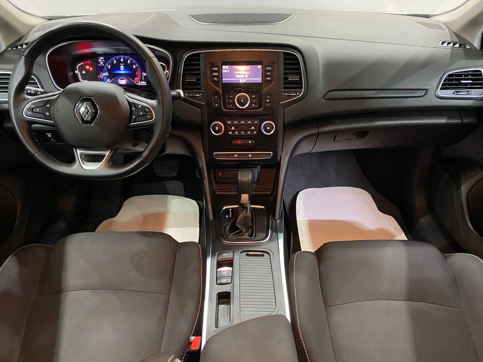 2024 Benzin Otomatik Renault Megane Gri Gürel Tasarım Aksesuar Otomotiv San. Tic. Ltd. Şti.