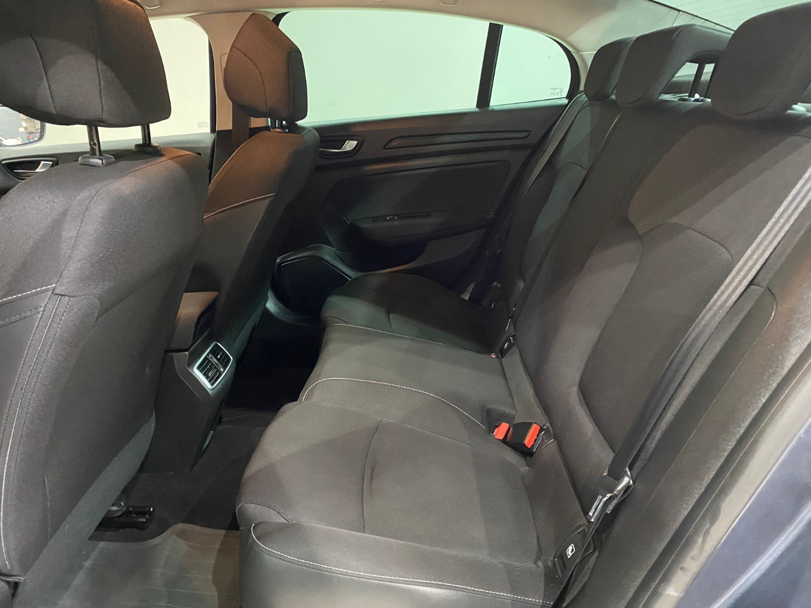 2024 Benzin Otomatik Renault Megane Gri Gürel Tasarım Aksesuar Otomotiv San. Tic. Ltd. Şti.