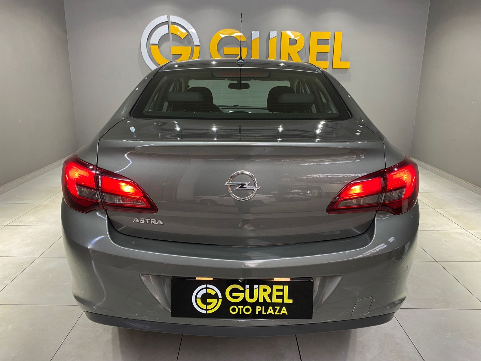 2018 Benzin Manuel Opel Astra Gri Gürel Tasarım Aksesuar Otomotiv San. Tic. Ltd. Şti.
