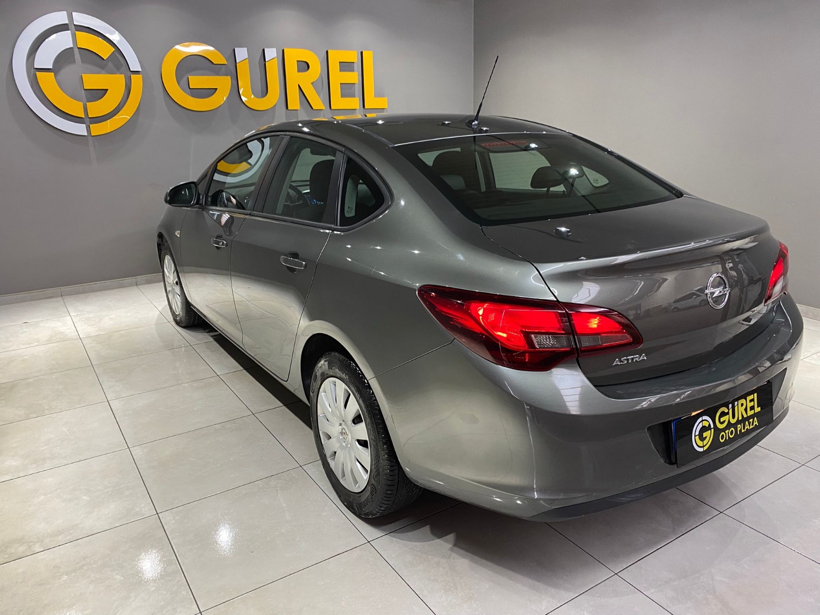 2018 Benzin Manuel Opel Astra Gri Gürel Tasarım Aksesuar Otomotiv San. Tic. Ltd. Şti.