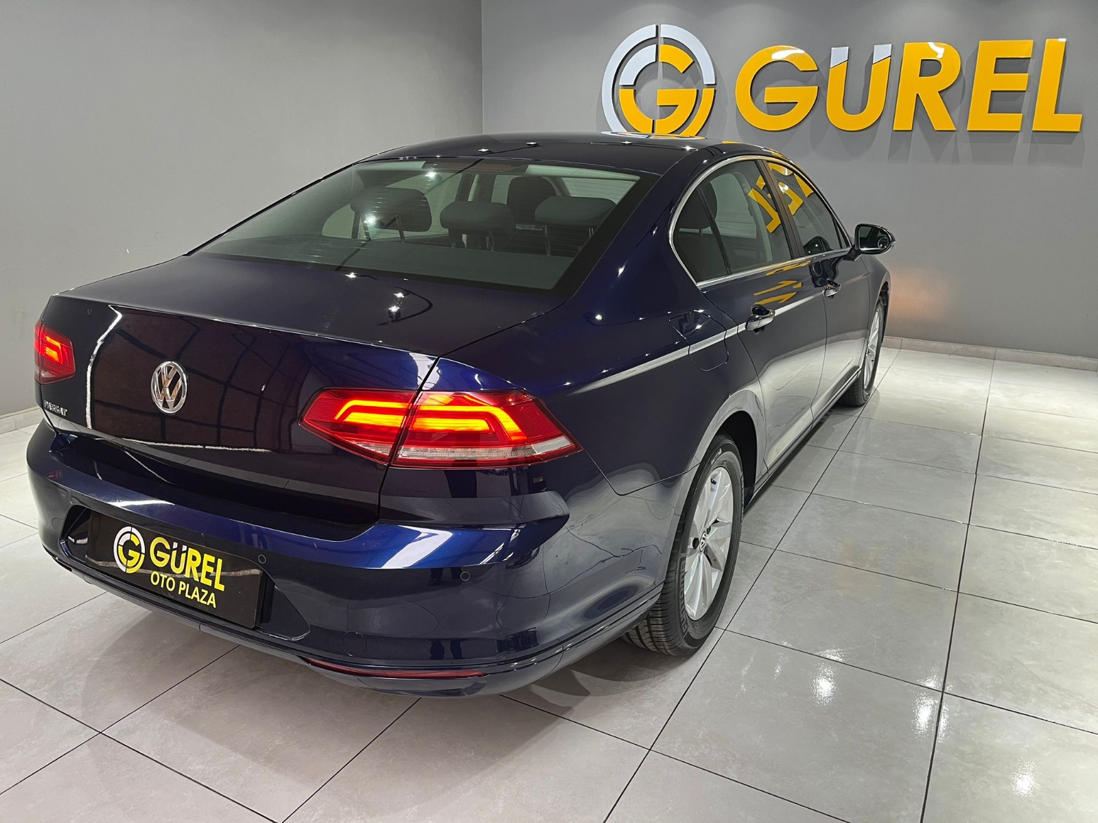 2018 Benzin Manuel Volkswagen Passat Mavi Gürel Tasarım Aksesuar Otomotiv San. Tic. Ltd. Şti.