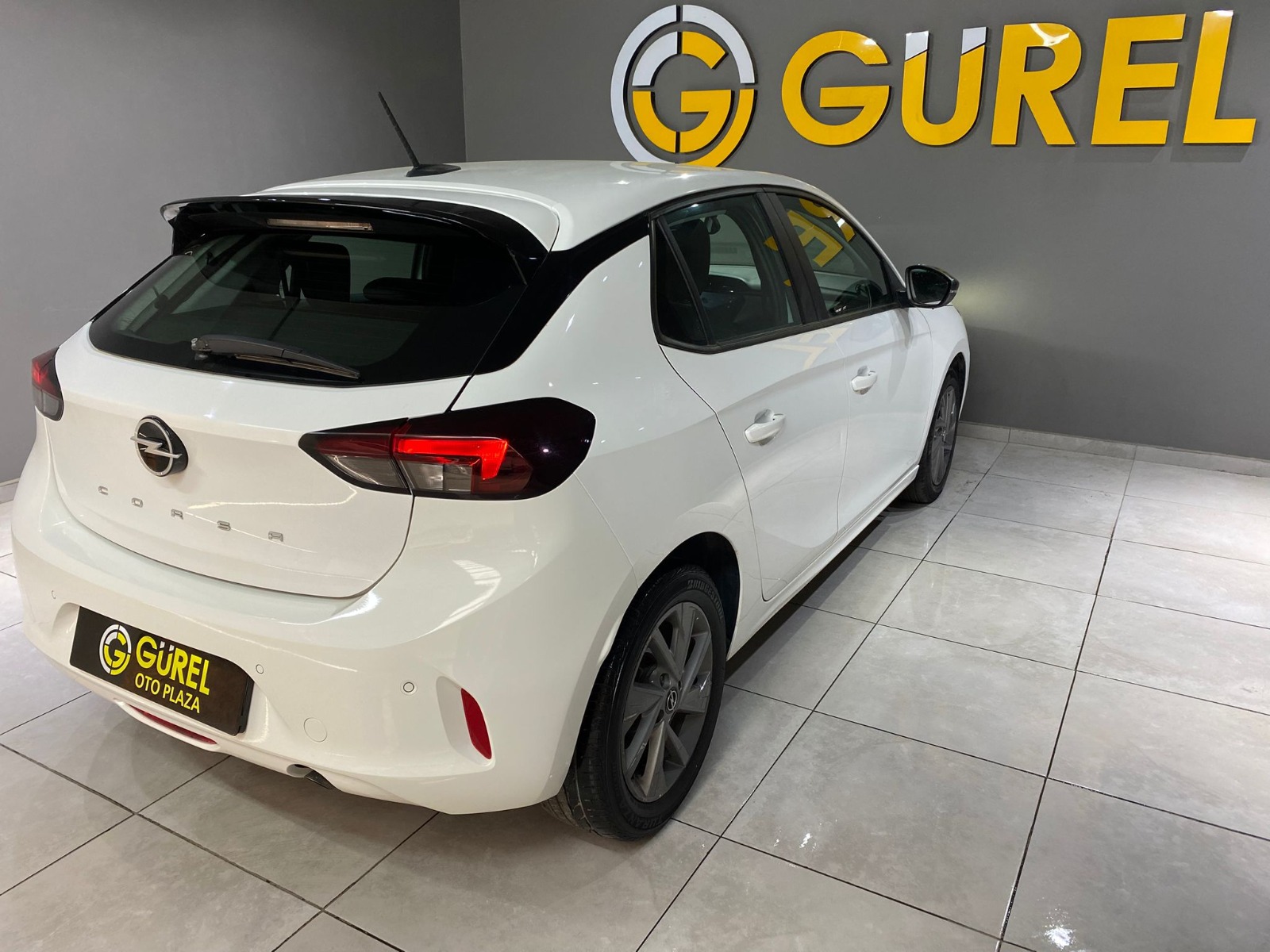 2024 Benzin Otomatik Opel Corsa Beyaz Gürel Tasarım Aksesuar Otomotiv San. Tic. Ltd. Şti.