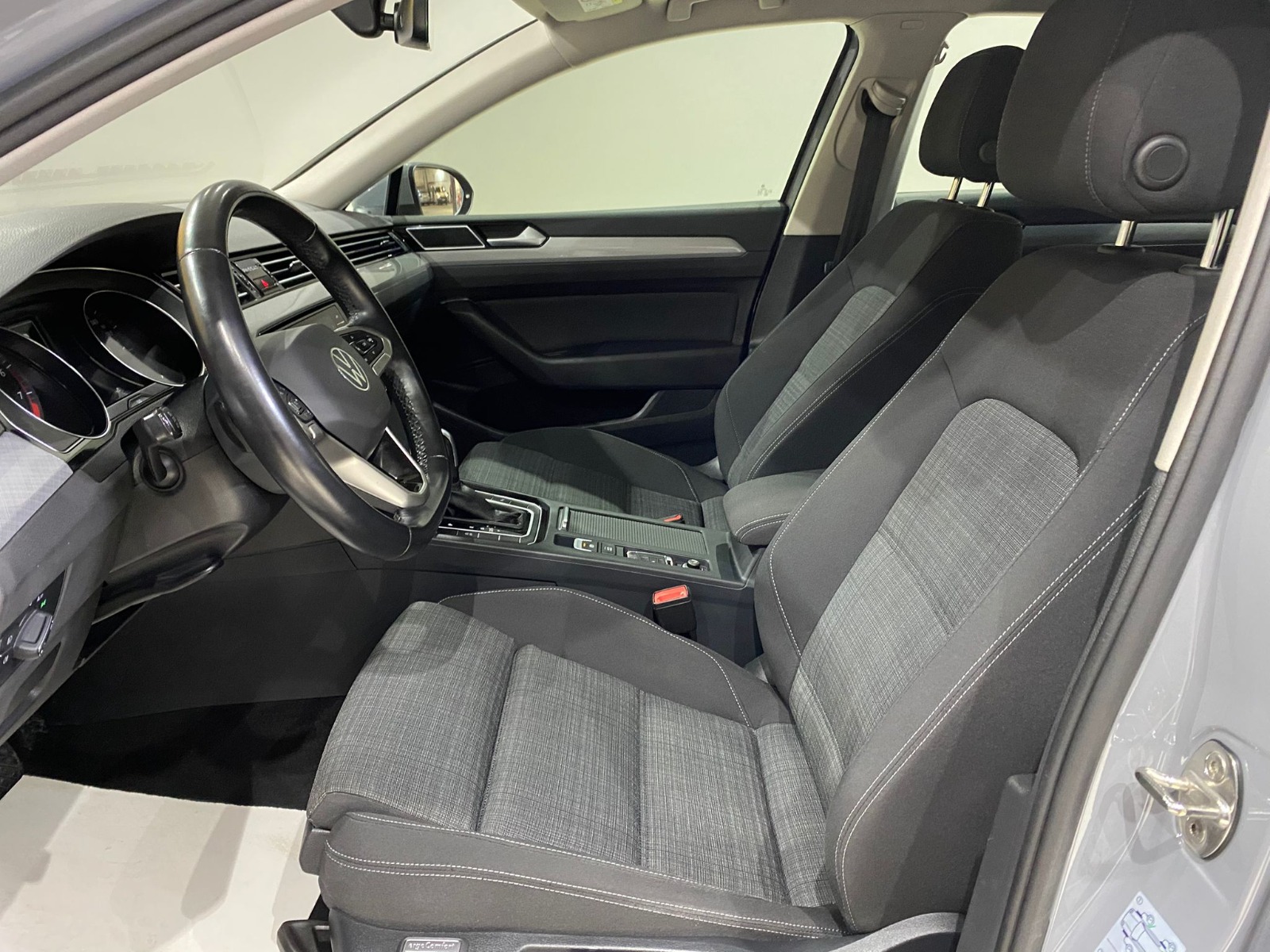 2022 Benzin Otomatik Volkswagen Passat Gri Gürel Tasarım Aksesuar Otomotiv San. Tic. Ltd. Şti.