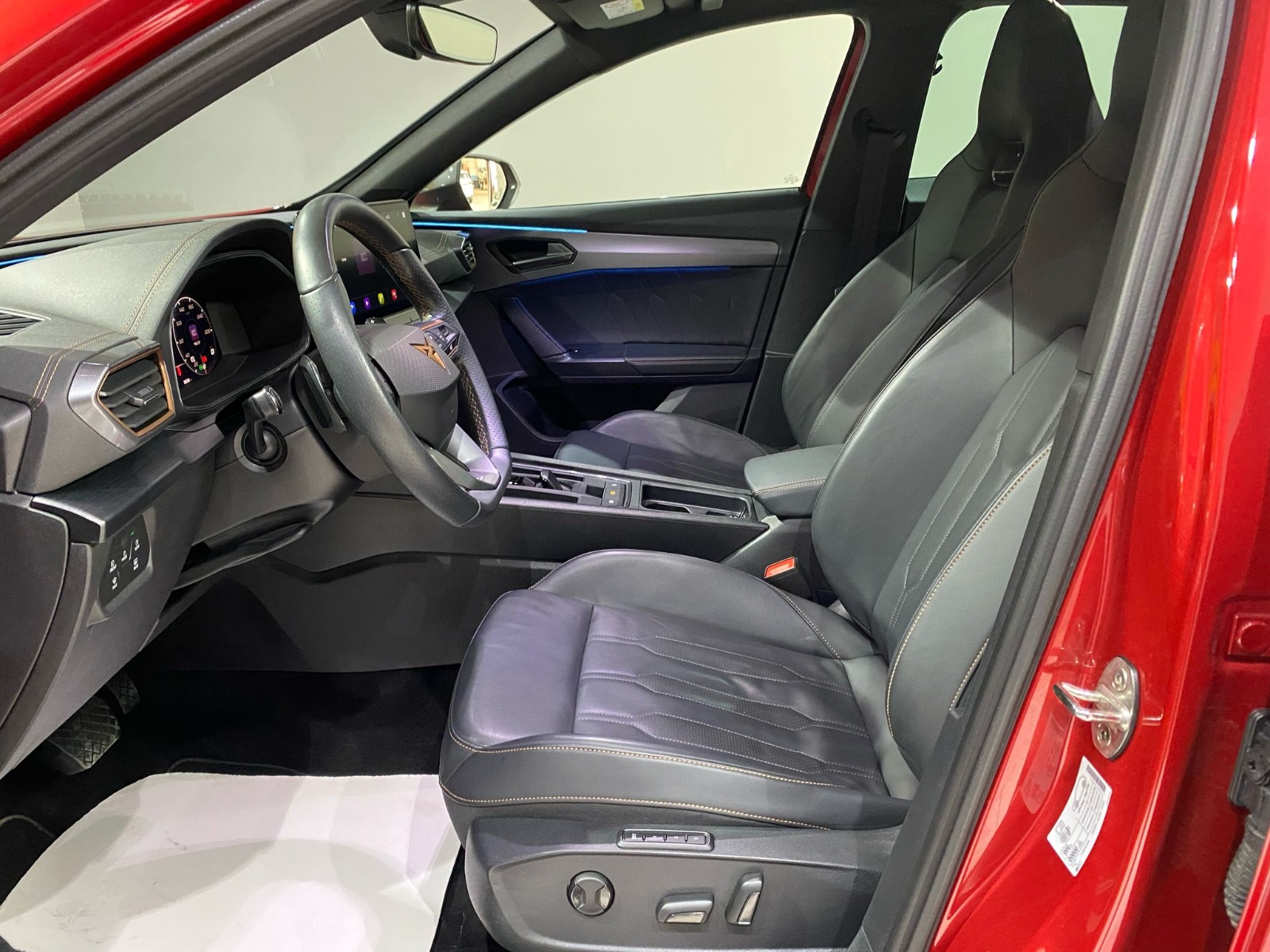 2023 Benzin Otomatik Cupra Formentor Kırmızı Gürel Tasarım Aksesuar Otomotiv San. Tic. Ltd. Şti.