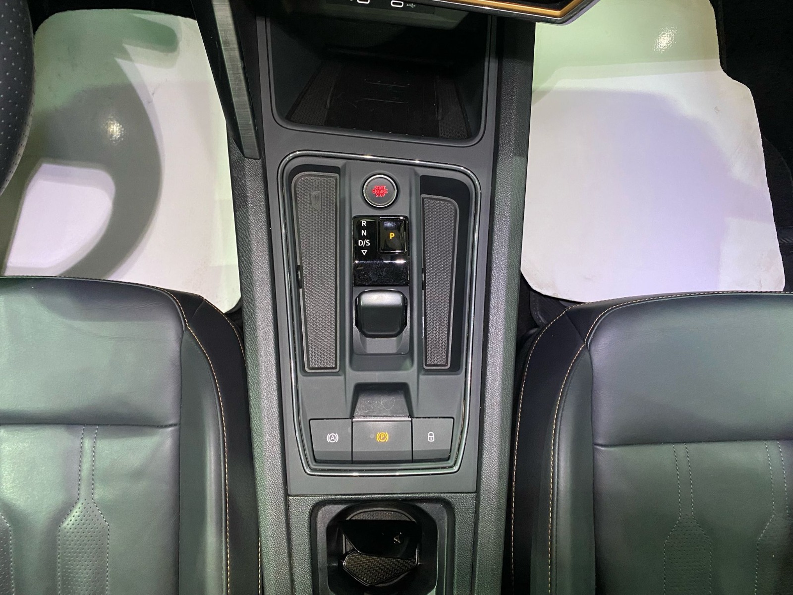 2023 Benzin Otomatik Cupra Formentor Kırmızı Gürel Tasarım Aksesuar Otomotiv San. Tic. Ltd. Şti.