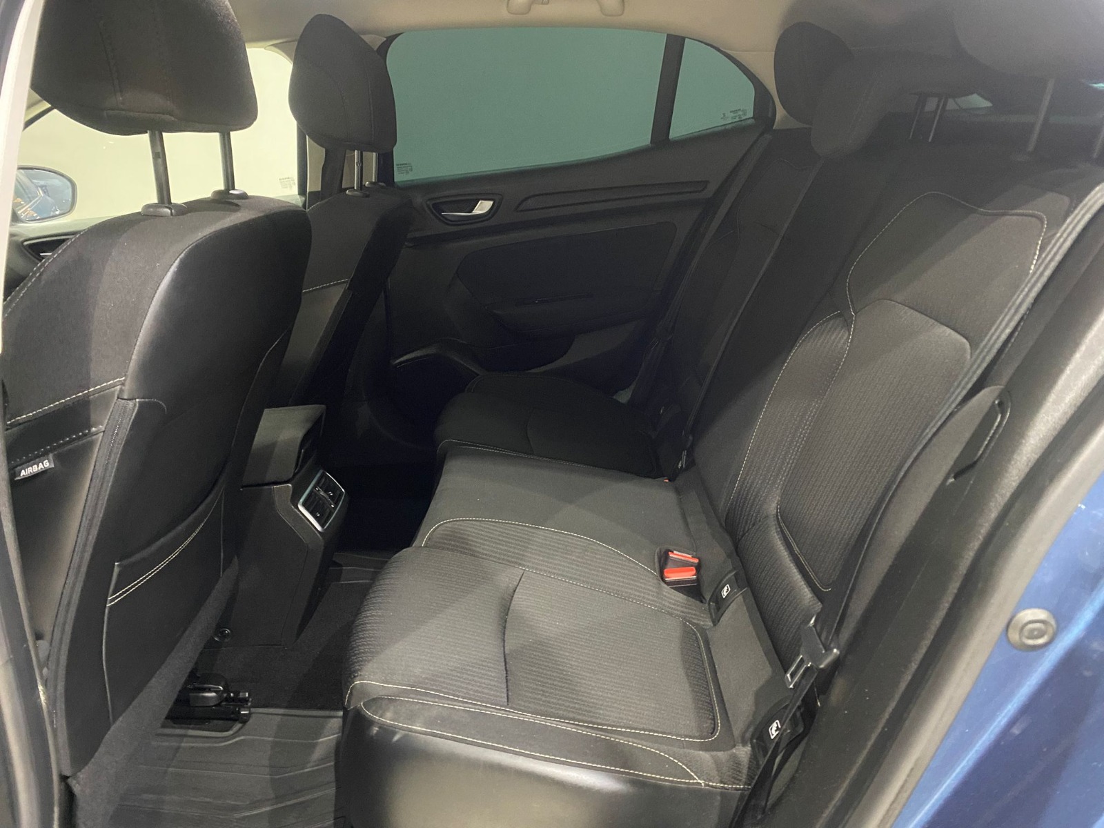 2017 Benzin Manuel Renault Megane Mavi Gürel Tasarım Aksesuar Otomotiv San. Tic. Ltd. Şti.