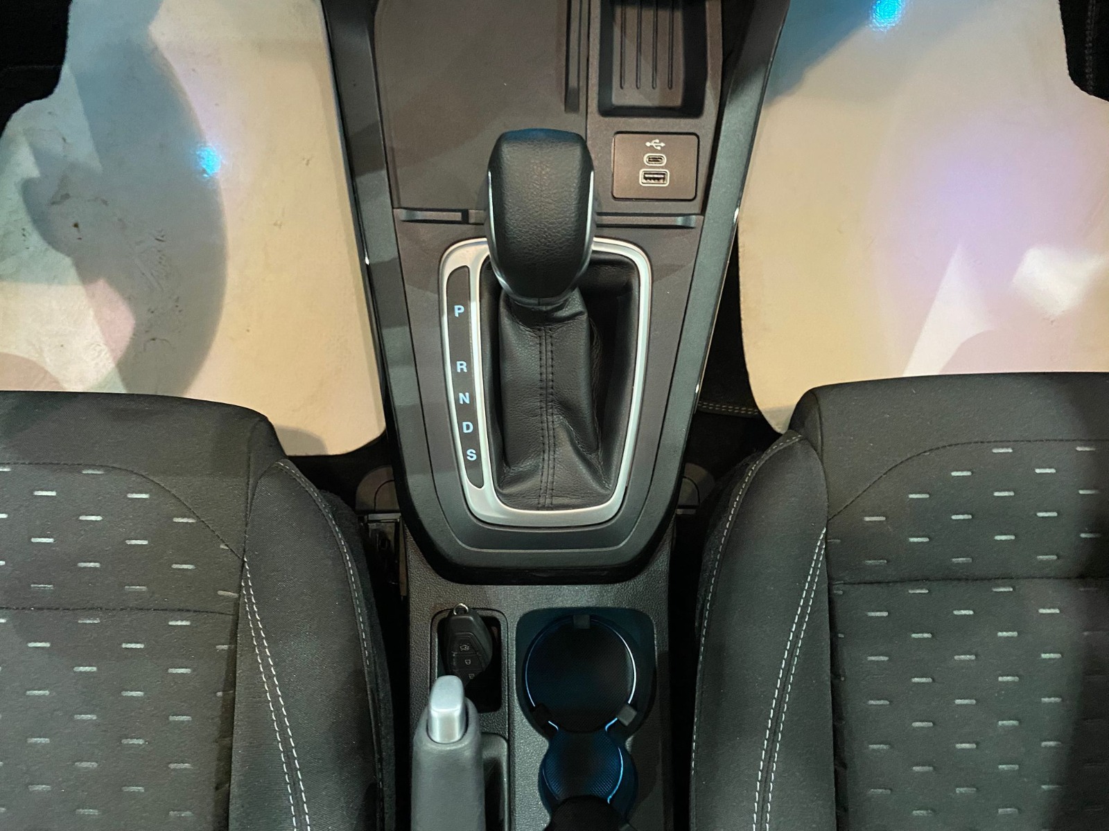 2024 MHEV Otomatik Ford Puma Beyaz Gürel Tasarım Aksesuar Otomotiv San. Tic. Ltd. Şti.