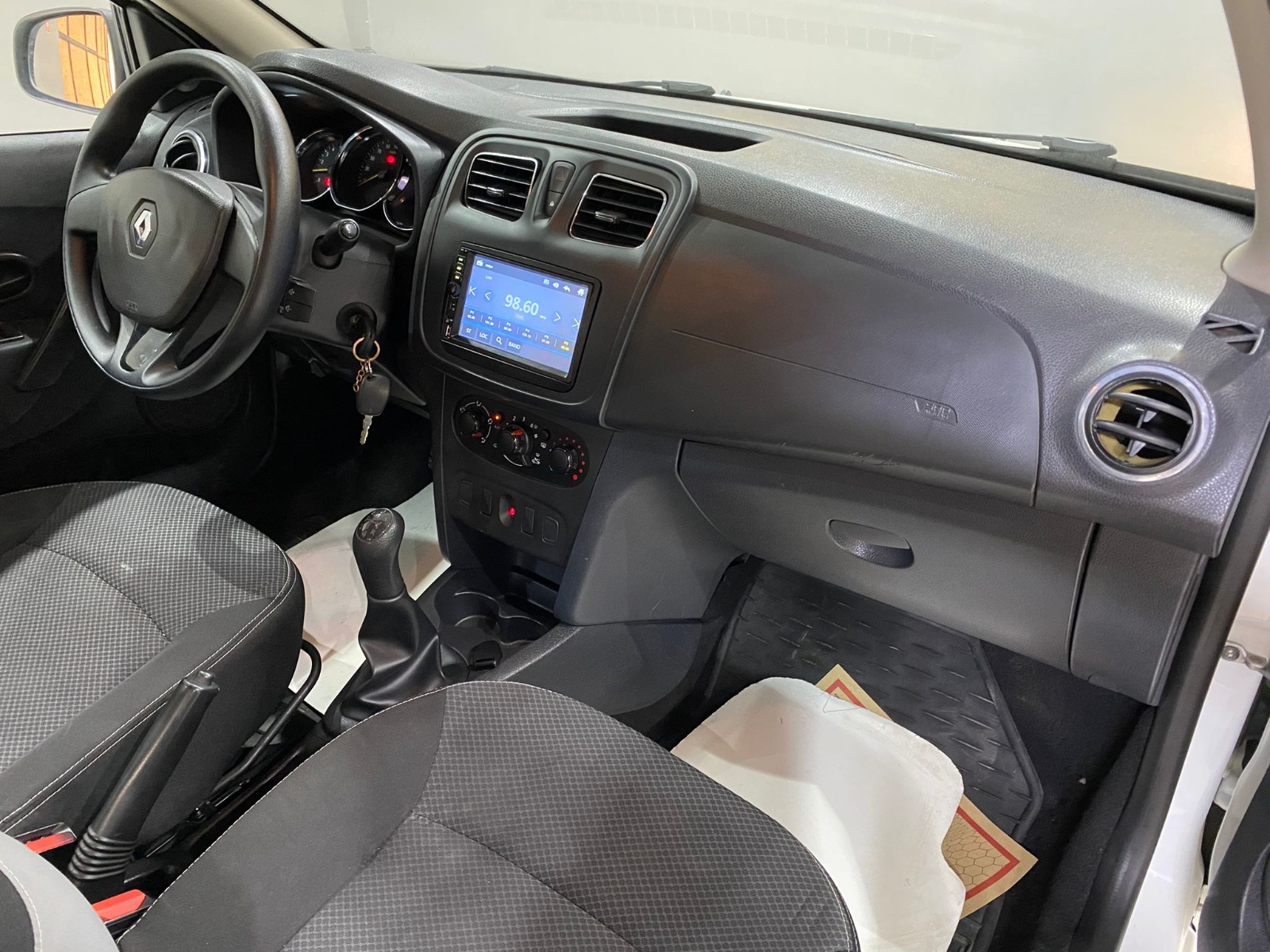 2015 Benzin + LPG Manuel Renault Symbol Beyaz Gürel Tasarım Aksesuar Otomotiv San. Tic. Ltd. Şti.
