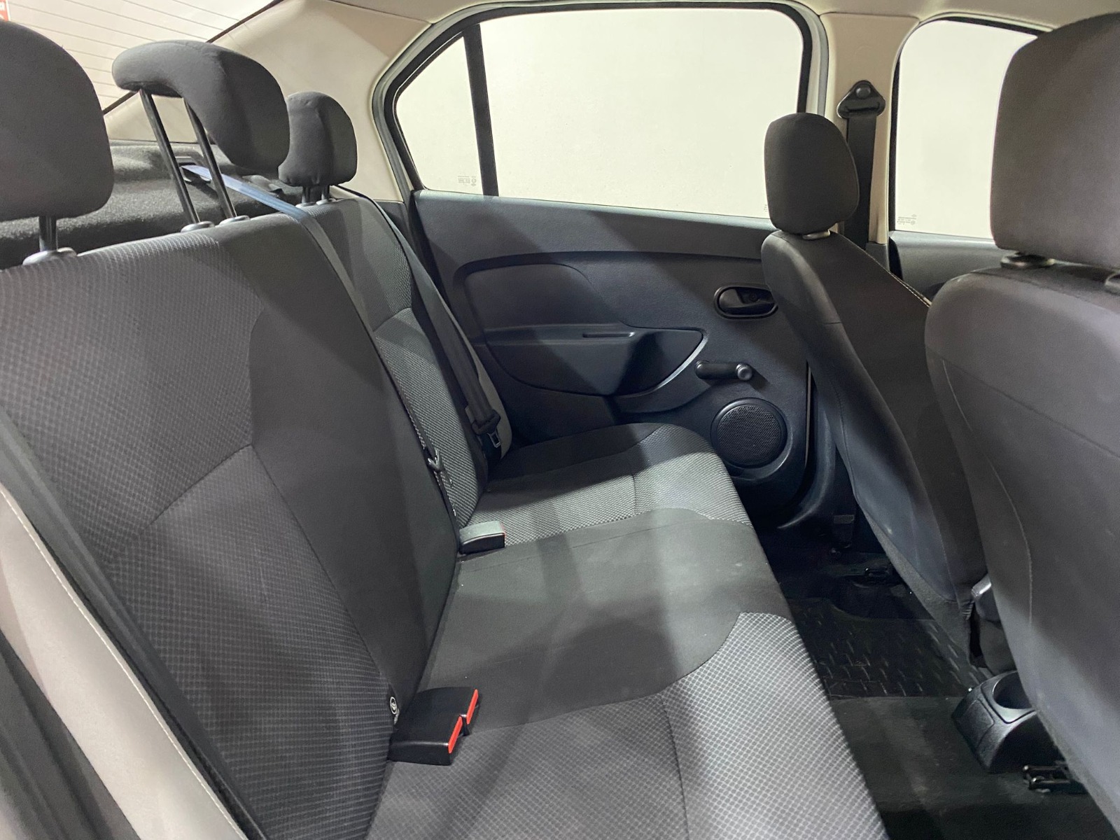 2015 Benzin + LPG Manuel Renault Symbol Beyaz Gürel Tasarım Aksesuar Otomotiv San. Tic. Ltd. Şti.