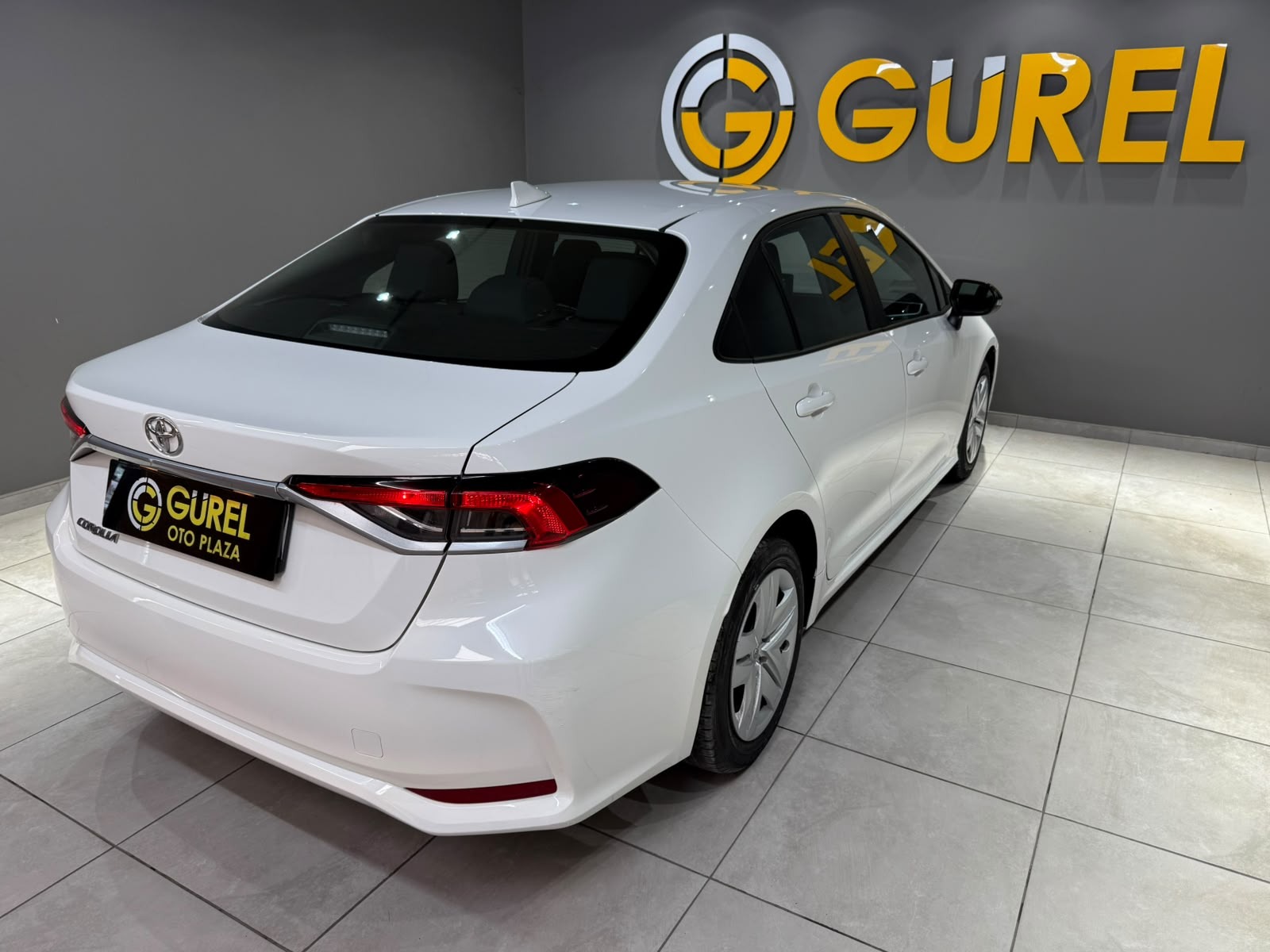 2026 Benzin Otomatik Toyota Corolla Beyaz Gürel Tasarım Aksesuar Otomotiv San. Tic. Ltd. Şti.