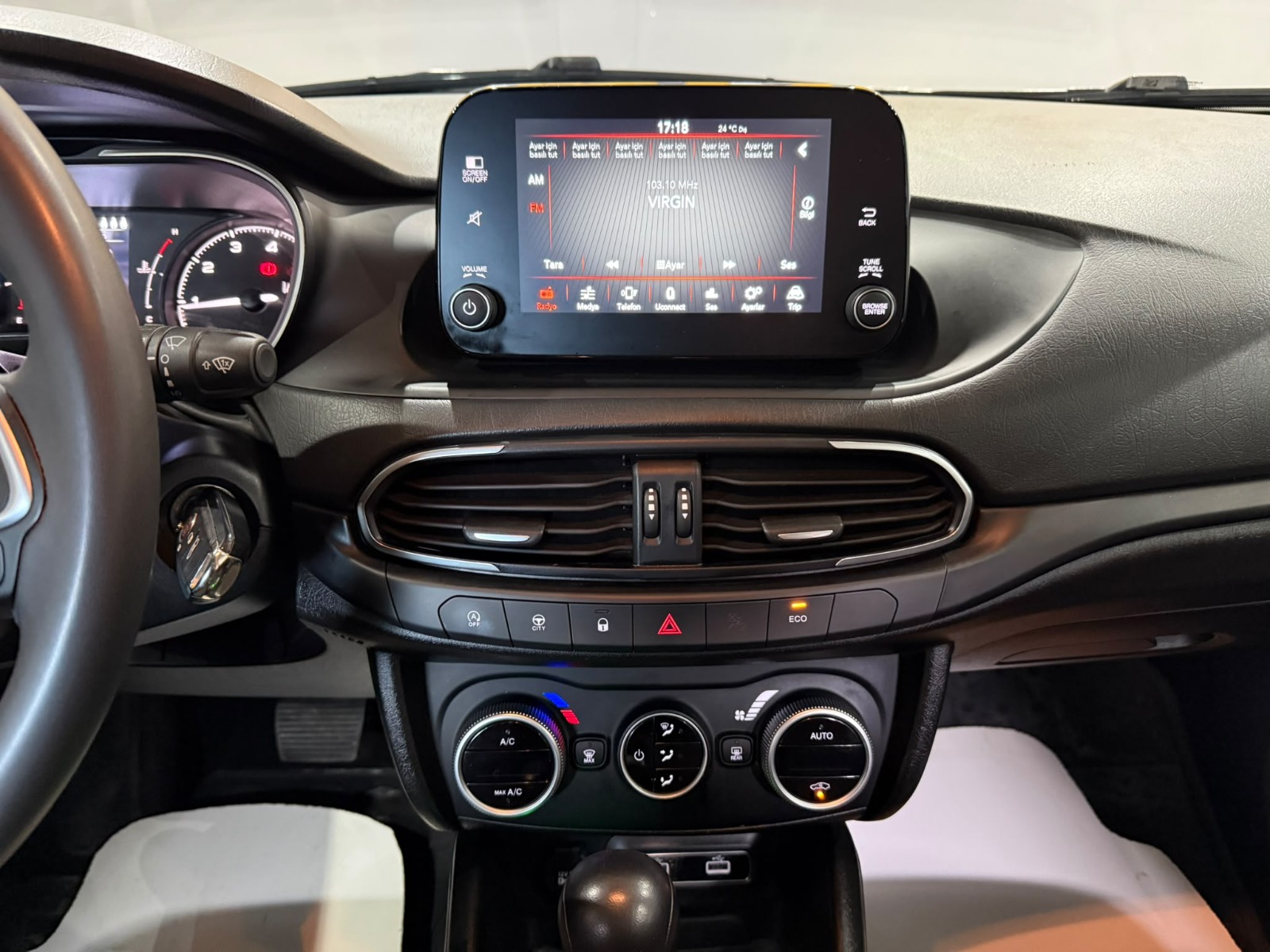 2025 Dizel Otomatik Fiat Egea Cross Mavi Gürel Tasarım Aksesuar Otomotiv San. Tic. Ltd. Şti.