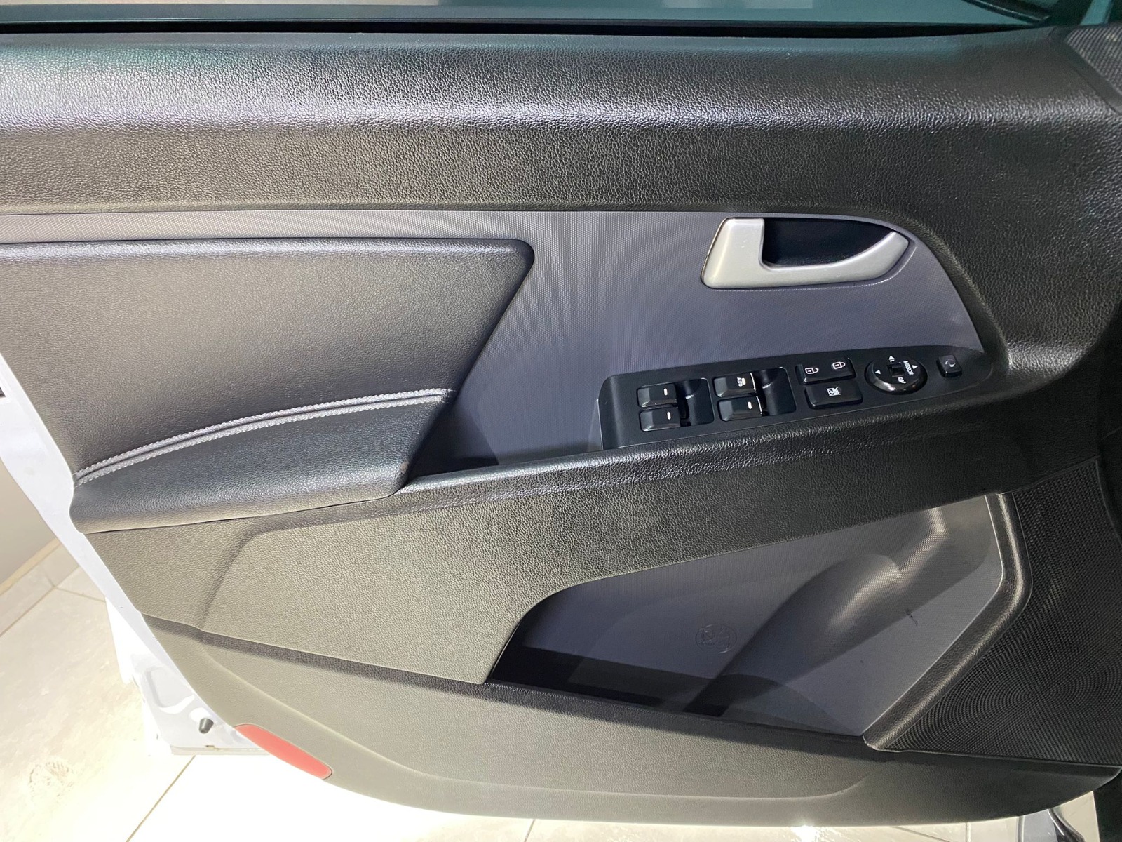 2013 Benzin Manuel Kia Sportage Beyaz Gürel Tasarım Aksesuar Otomotiv San. Tic. Ltd. Şti.