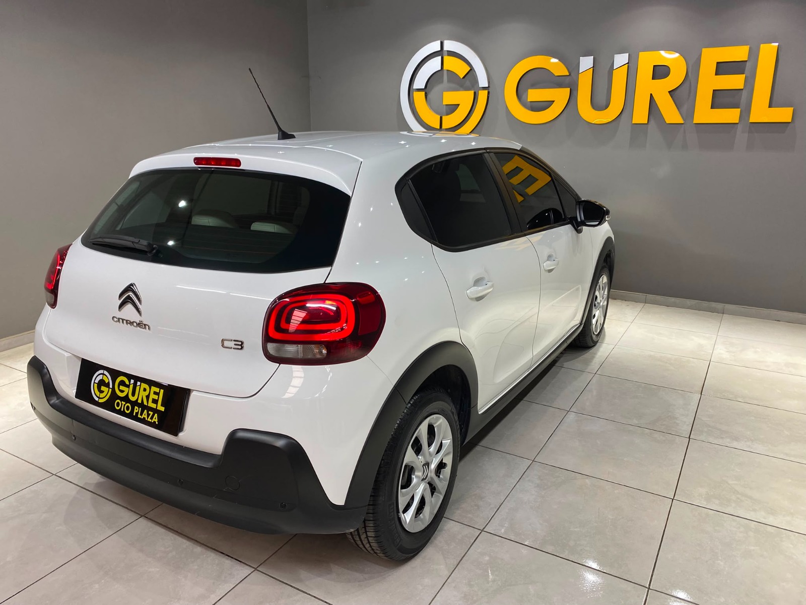2022 Benzin Manuel Citroen C3 Beyaz Gürel Tasarım Aksesuar Otomotiv San. Tic. Ltd. Şti.