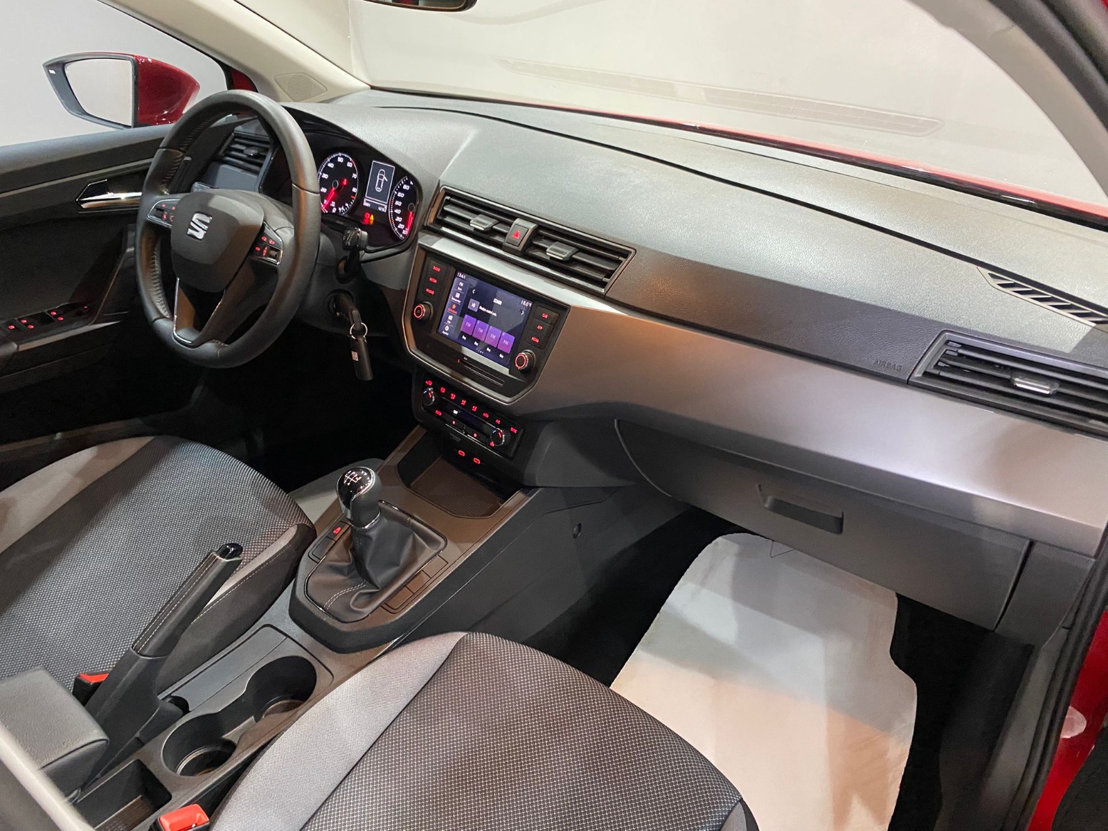 2021 Benzin Manuel Seat Ibiza Kırmızı Gürel Tasarım Aksesuar Otomotiv San. Tic. Ltd. Şti.