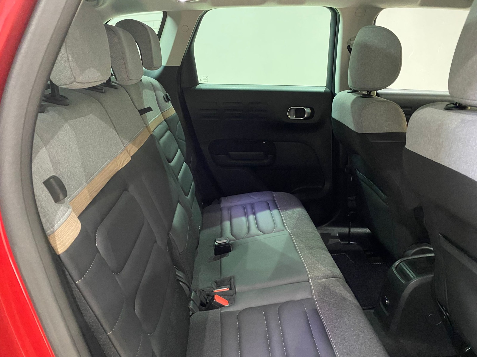 2023 Benzin Otomatik Citroen C3 AirCross Kırmızı Gürel Tasarım Aksesuar Otomotiv San. Tic. Ltd. Şti.