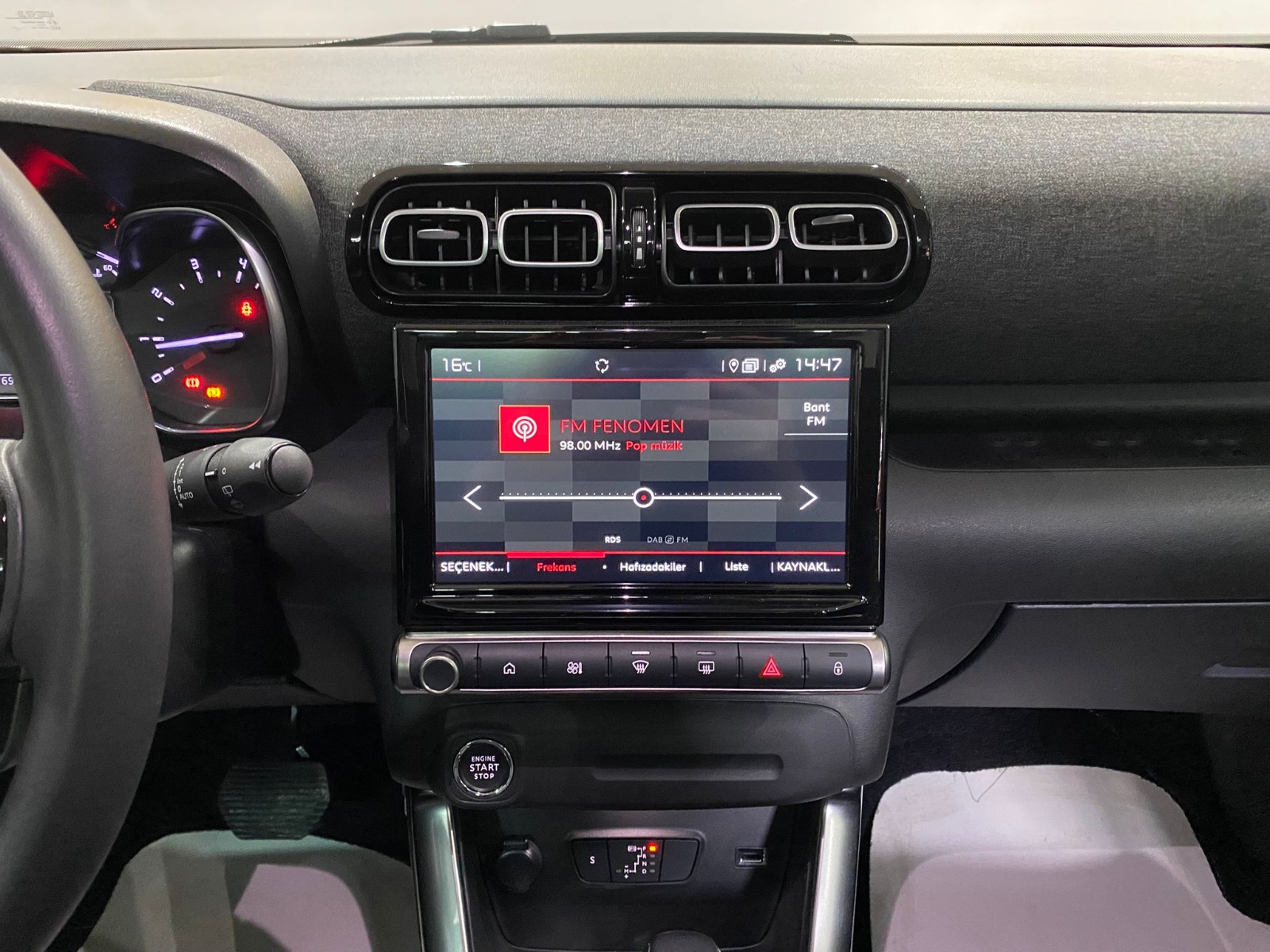 2023 Benzin Otomatik Citroen C3 AirCross Kırmızı Gürel Tasarım Aksesuar Otomotiv San. Tic. Ltd. Şti.