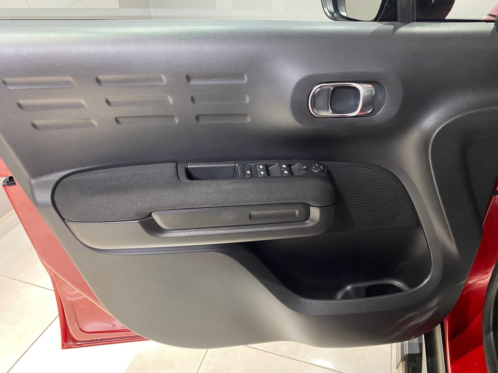 2023 Benzin Otomatik Citroen C3 AirCross Kırmızı Gürel Tasarım Aksesuar Otomotiv San. Tic. Ltd. Şti.