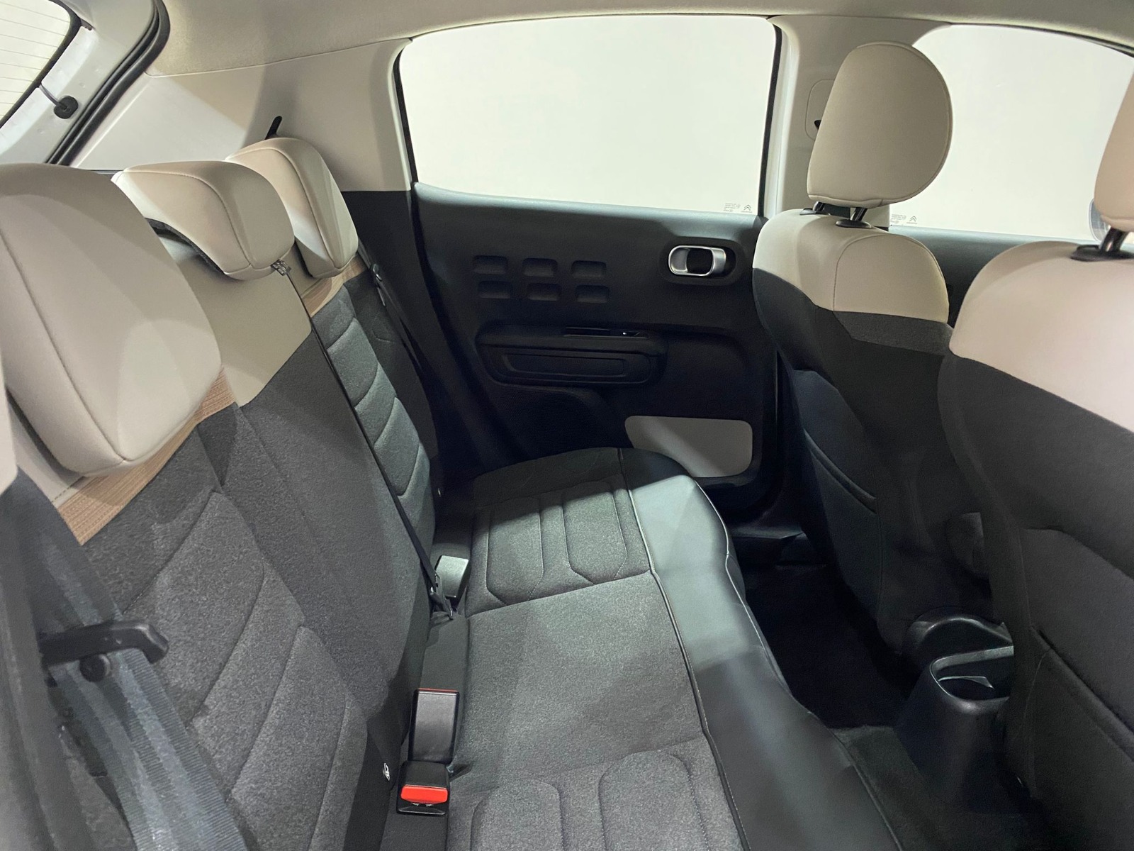 2024 Benzin Manuel Citroen C3 Beyaz Gürel Tasarım Aksesuar Otomotiv San. Tic. Ltd. Şti.