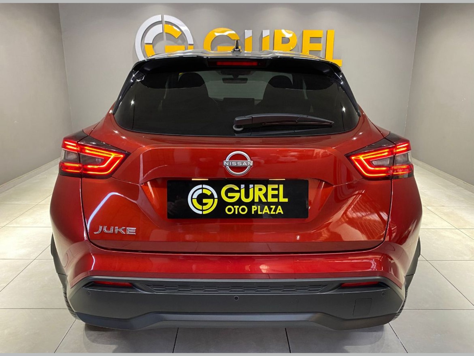 2024 Benzin Otomatik Nissan Juke Kırmızı Gürel Tasarım Aksesuar Otomotiv San. Tic. Ltd. Şti.
