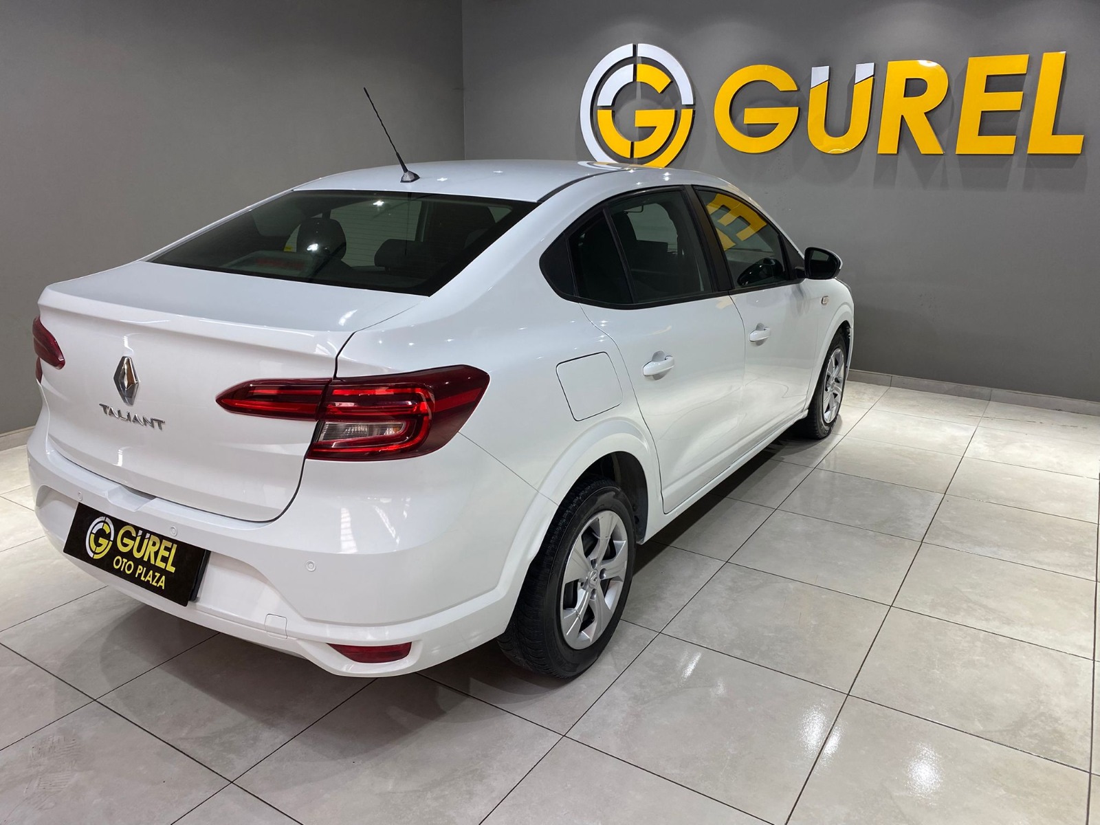 2022 Benzin Otomatik Renault Taliant Beyaz Gürel Tasarım Aksesuar Otomotiv San. Tic. Ltd. Şti.
